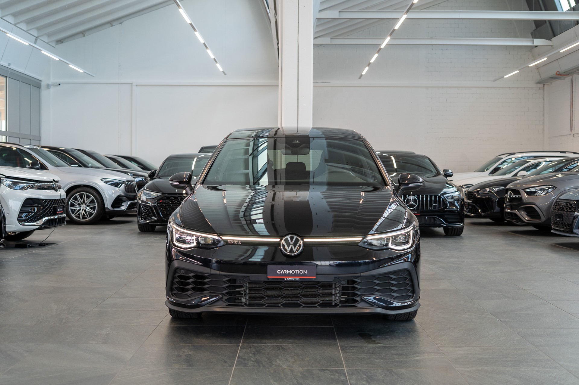 VW Golf VIII 2.0 TSI GTI Clubsport DSG / Schiebedach / Rückfahrkamera / Navi-image-1