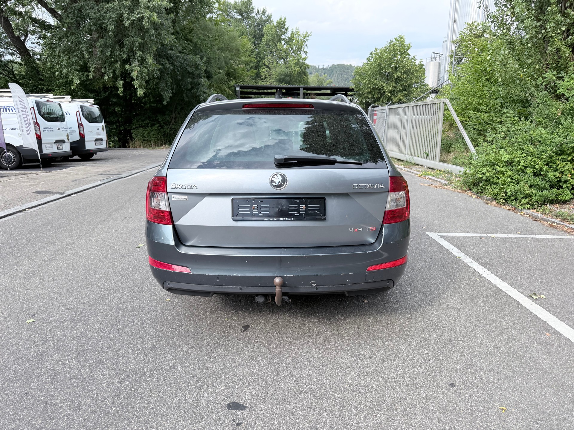 SKODA Octavia Combi 1.8 TSI Ambition 4x4 DSG-image-4