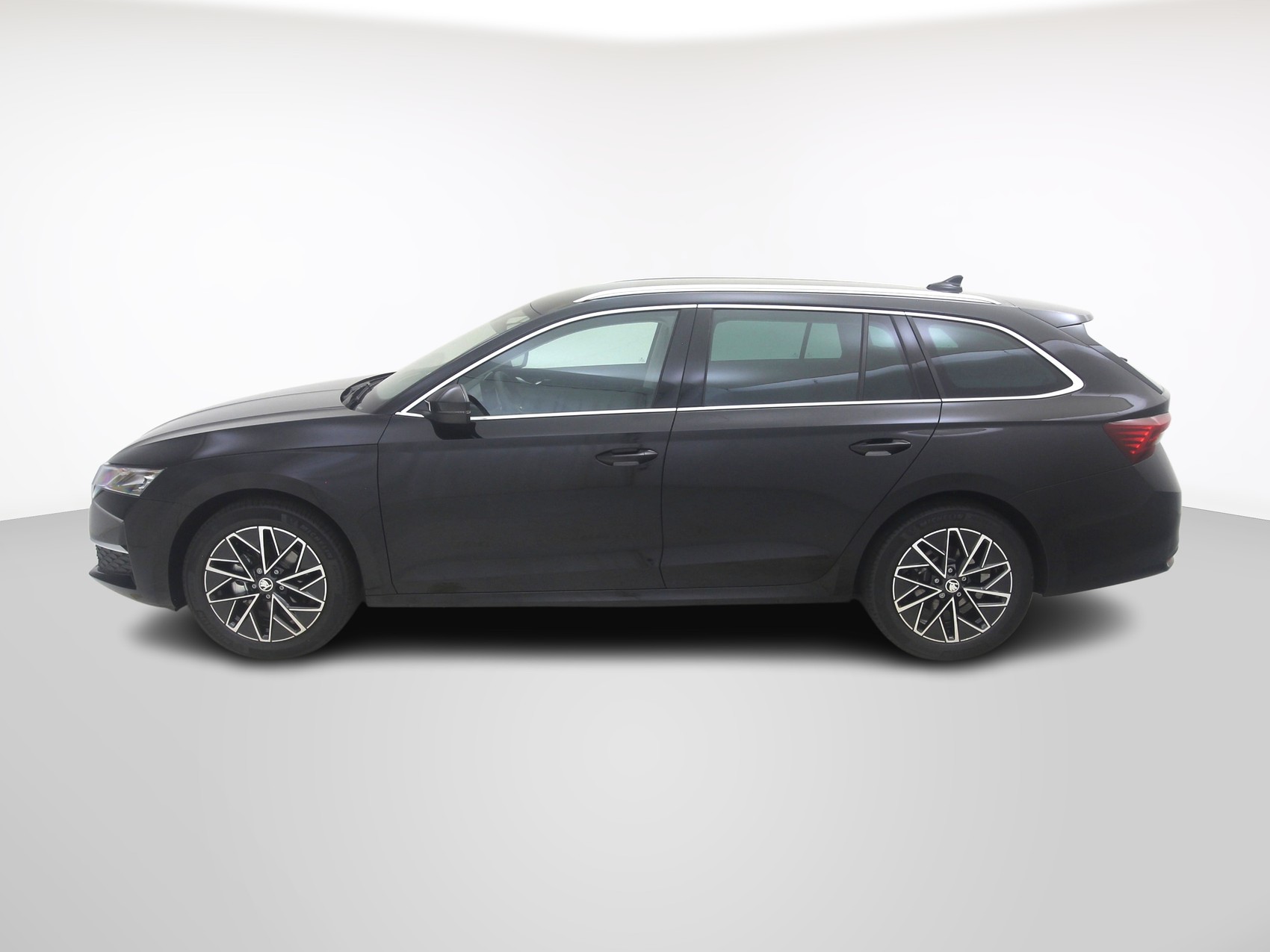 SKODA Octavia 1.5 TSI mHEV Selection-Lounge DSG-image-1