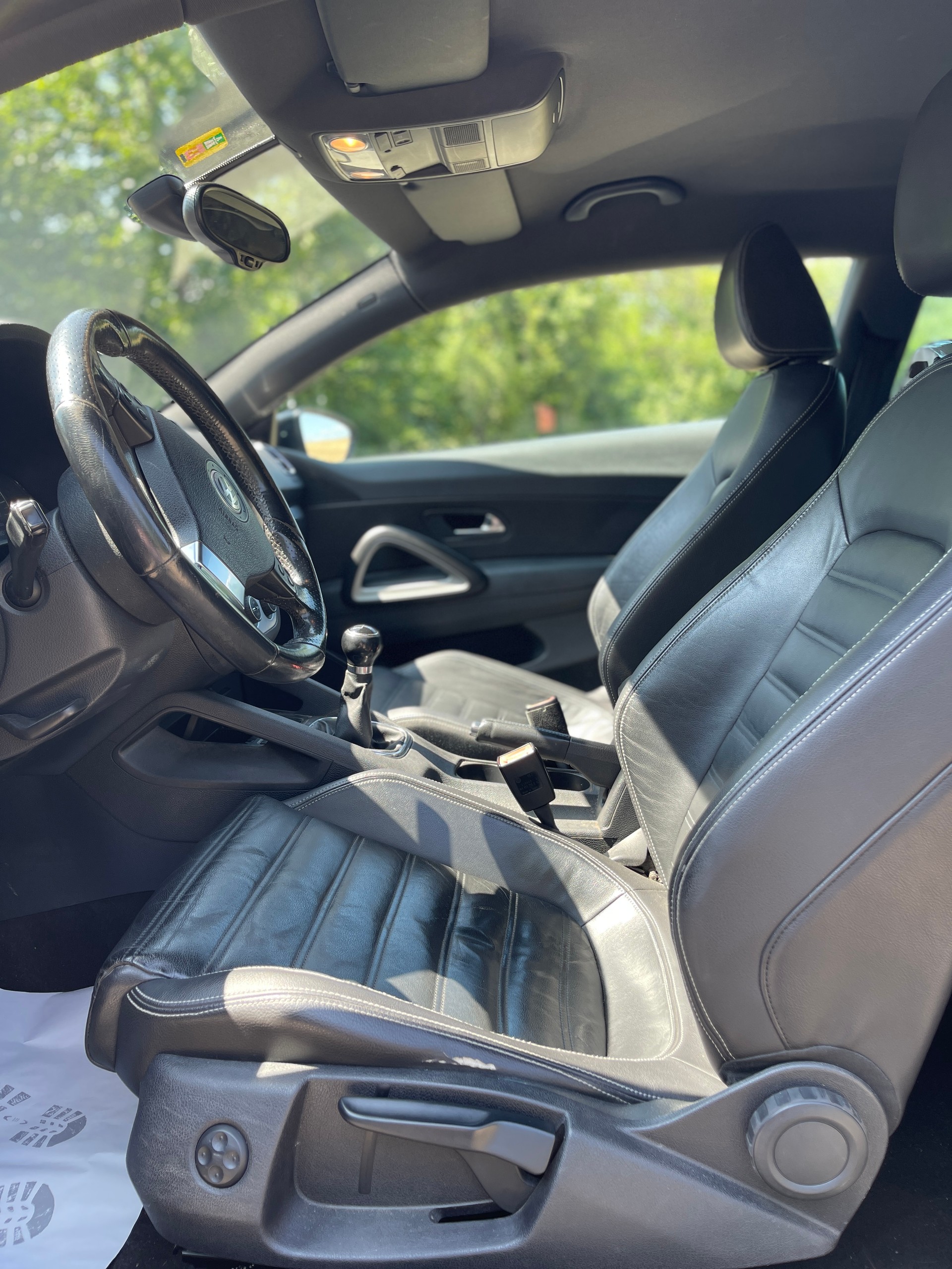 VW Scirocco 2.0 TSI DSG-image-11