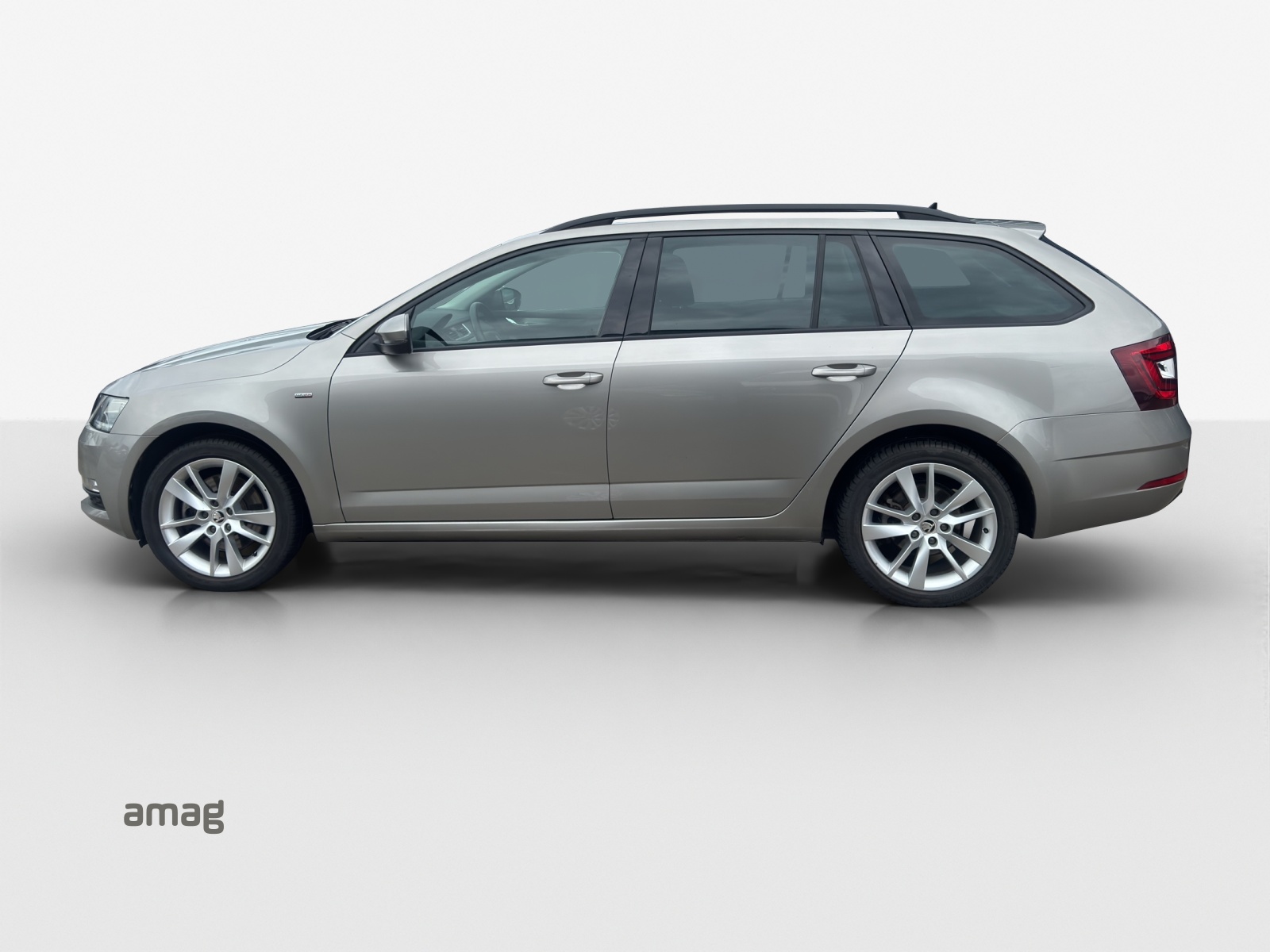 SKODA Octavia Combi 2.0 TSI Clever 4x4 DSG-image-1