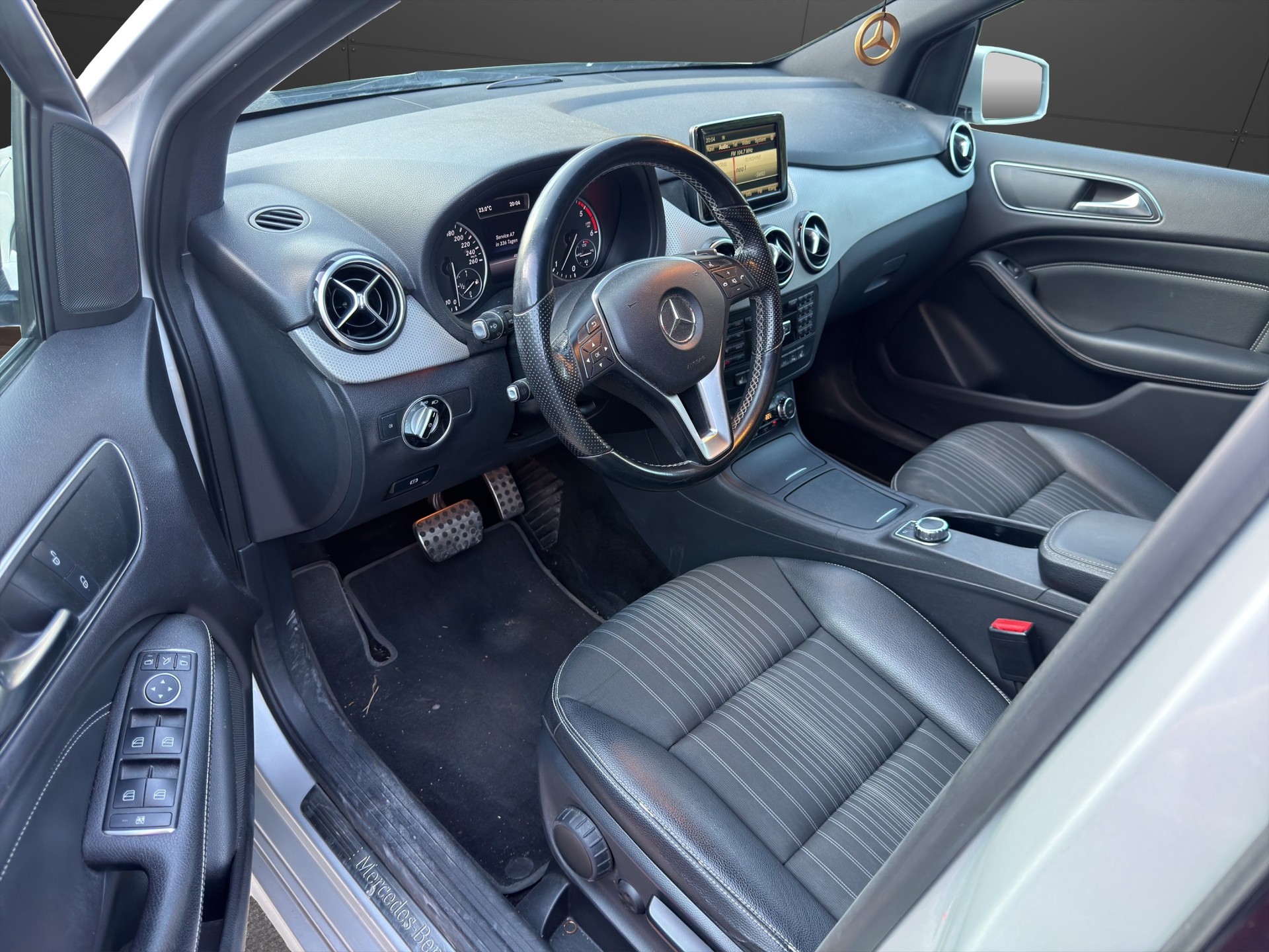 MERCEDES-BENZ B 200 CDI 7G-DCT-image-8
