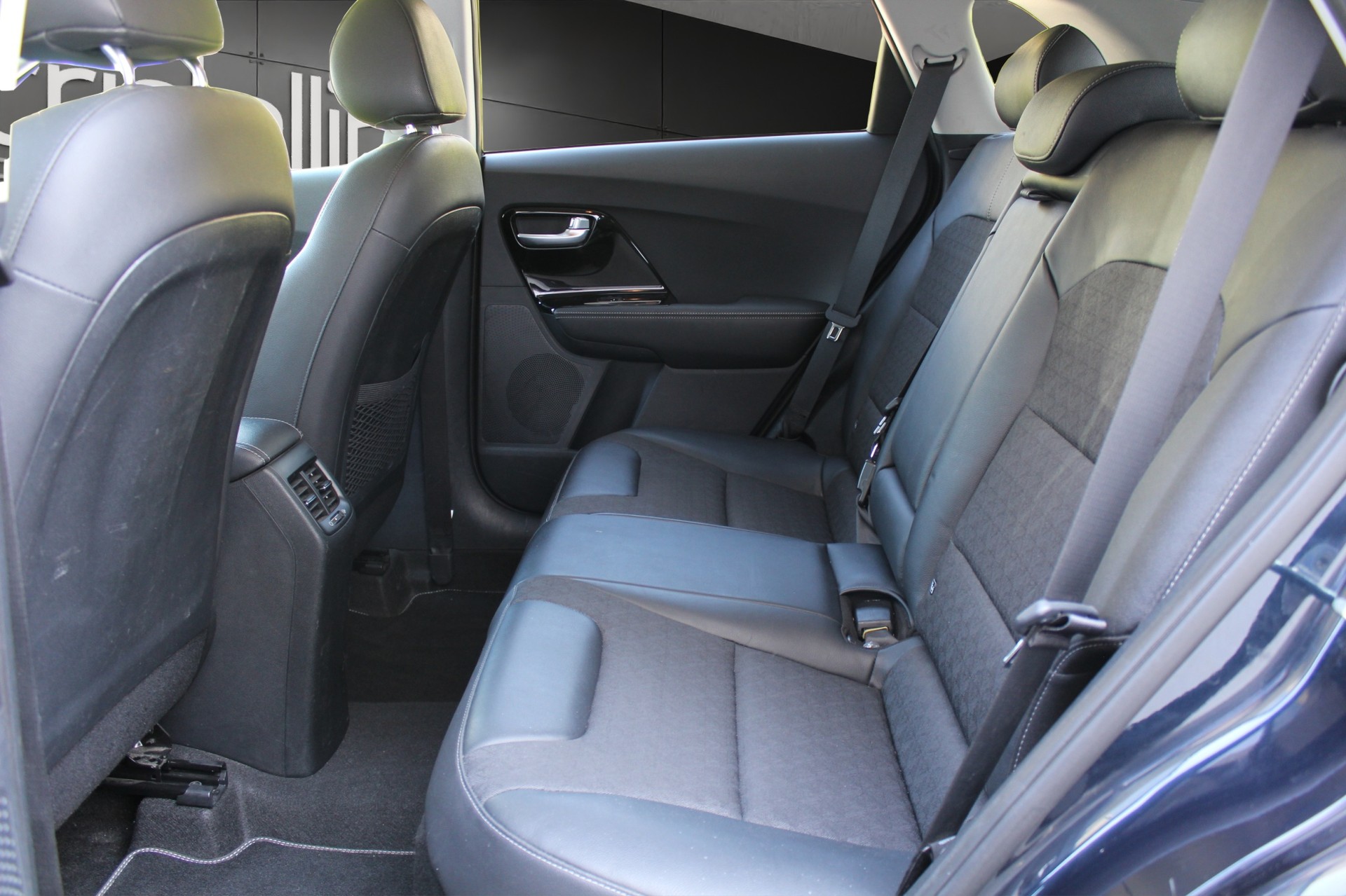 KIA Niro 1.6 GDi Hybrid Power-image-10