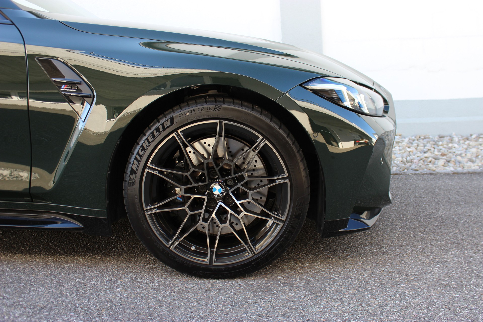 BMW M3 Touring xDrive Competition M CARBON EXTERIEURPAKET Individual *BREWSER GREEN*-image-6