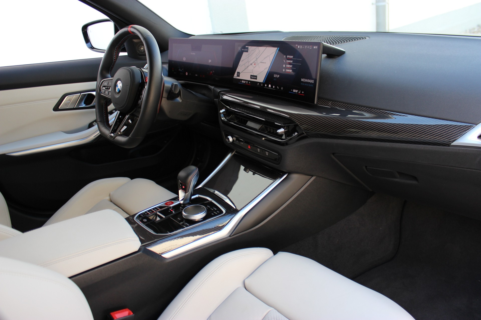 BMW M3 Touring xDrive Competition M CARBON EXTERIEURPAKET Individual *BREWSER GREEN*-image-1