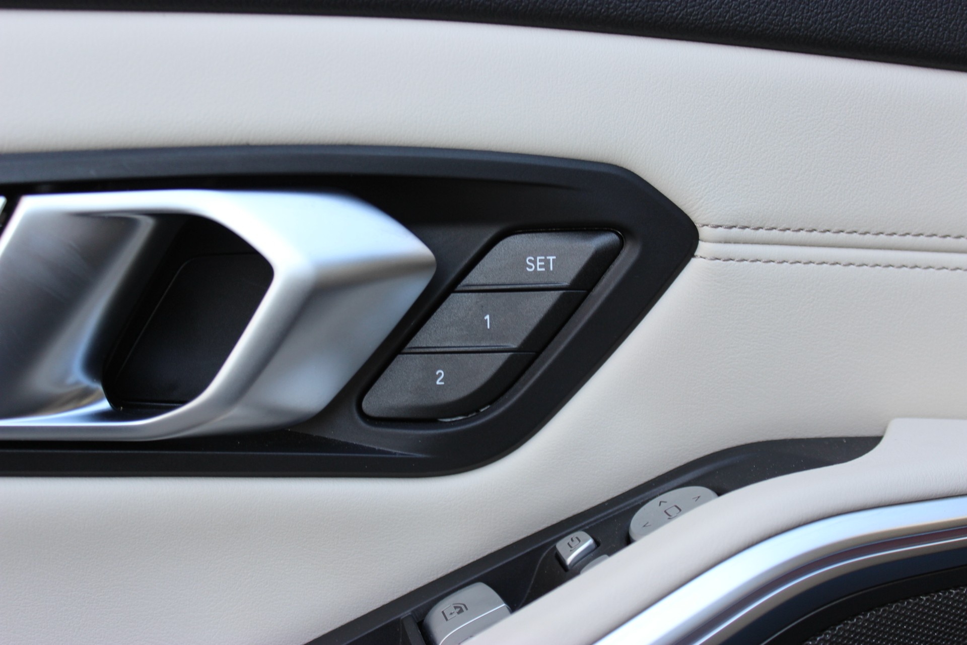 BMW M3 Touring xDrive Competition M CARBON EXTERIEURPAKET Individual *BREWSER GREEN*-image-10