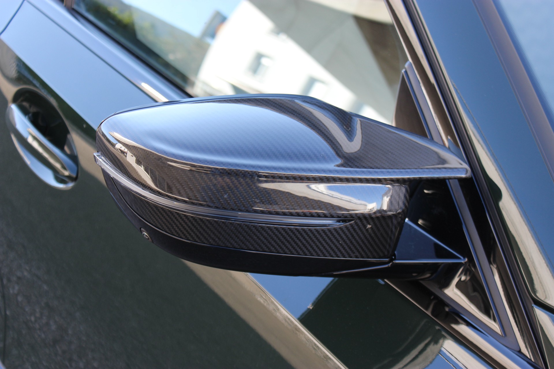 BMW M3 Touring xDrive Competition M CARBON EXTERIEURPAKET Individual *BREWSER GREEN*-image-8