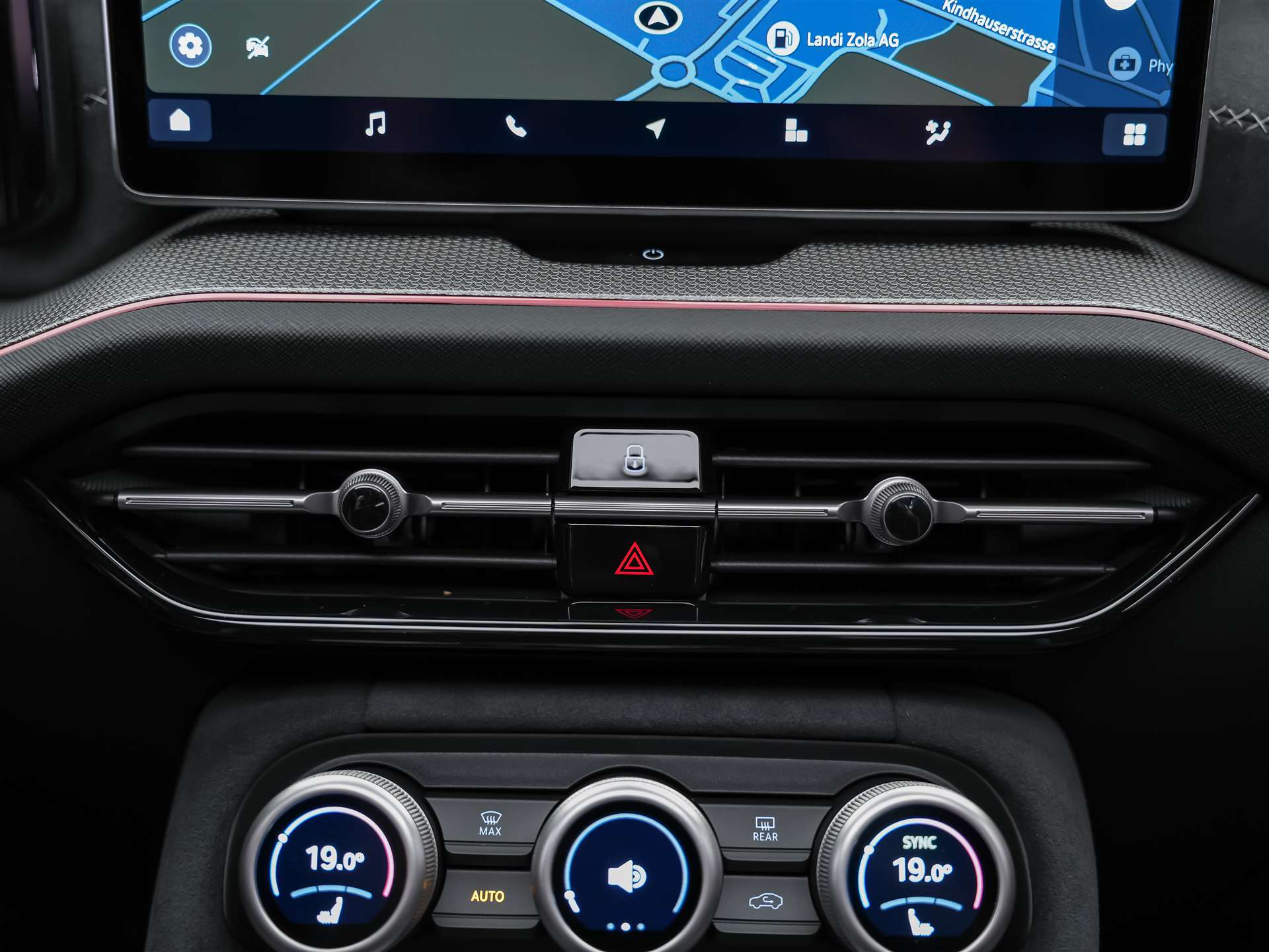 SKODA Kodiaq 2.0 TDI Sportline 4x4 *Panorama*7 Plätzer* Matrix LED*CANTON Soundsystem*-image-25