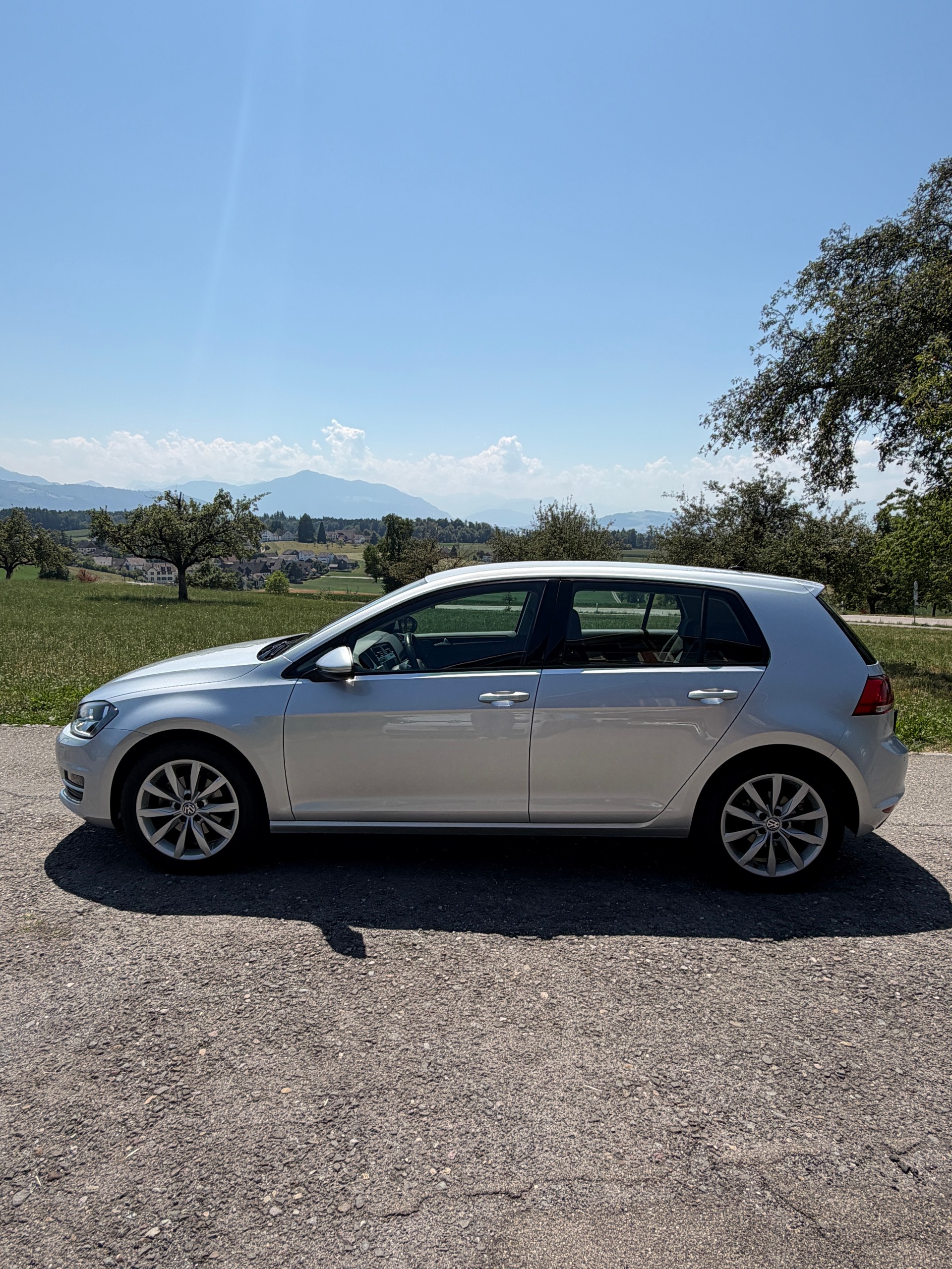 VW Golf 1.4 TSI Highline DSG-image-2
