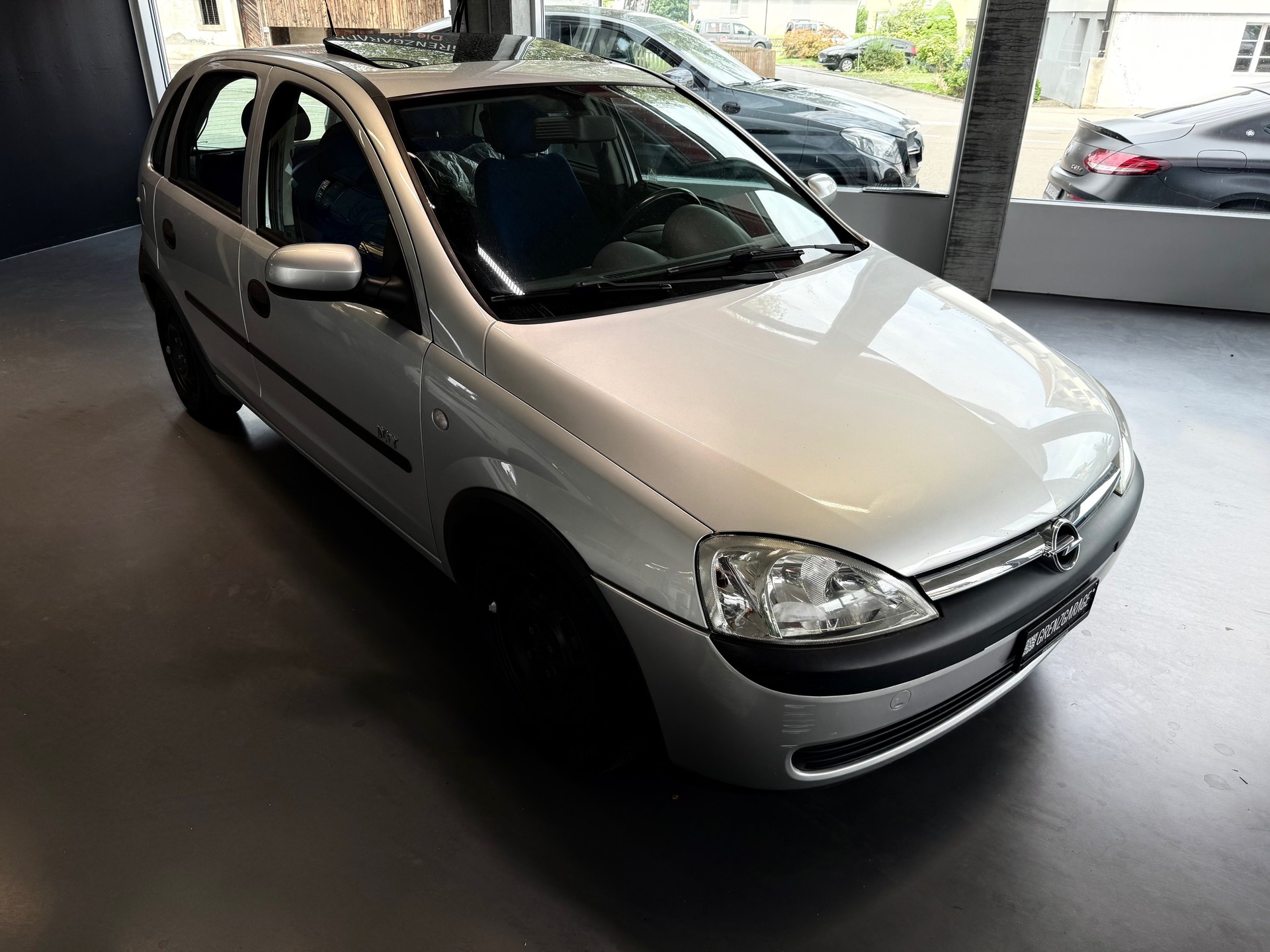 OPEL Corsa 1.2 16V Comfort-image-1
