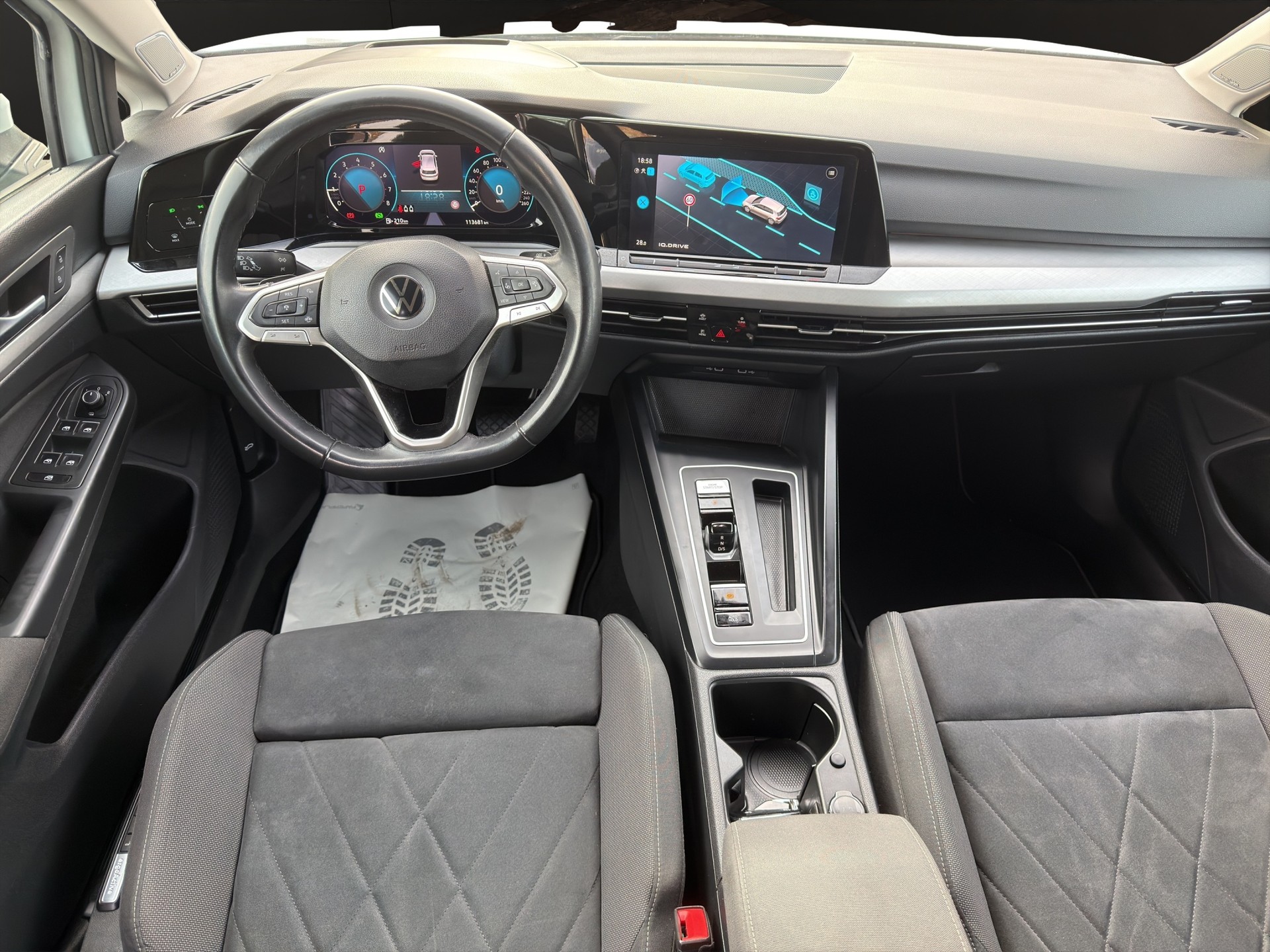 VW Golf 1.0 eTSI mHEV ACTLife DSG-image-14