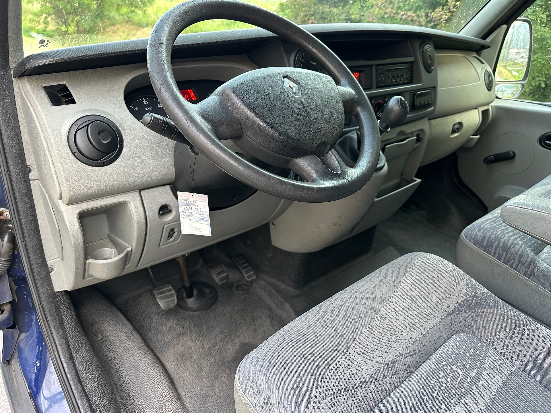 RENAULT Master T35 3.0dCi 2FL33Z-image-12
