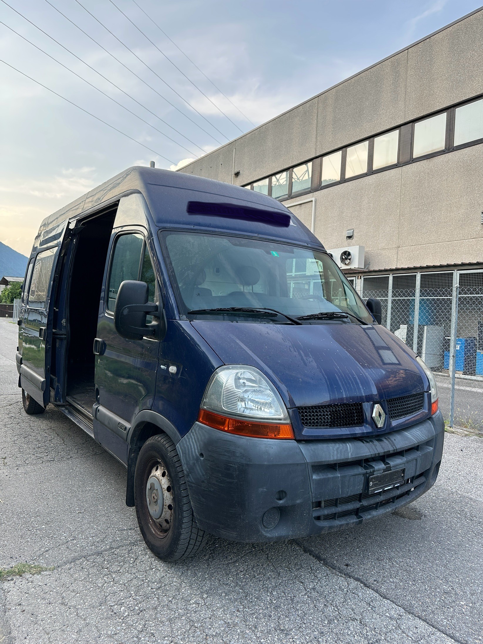 RENAULT Master T35 3.0dCi 2FL33Z-image-0