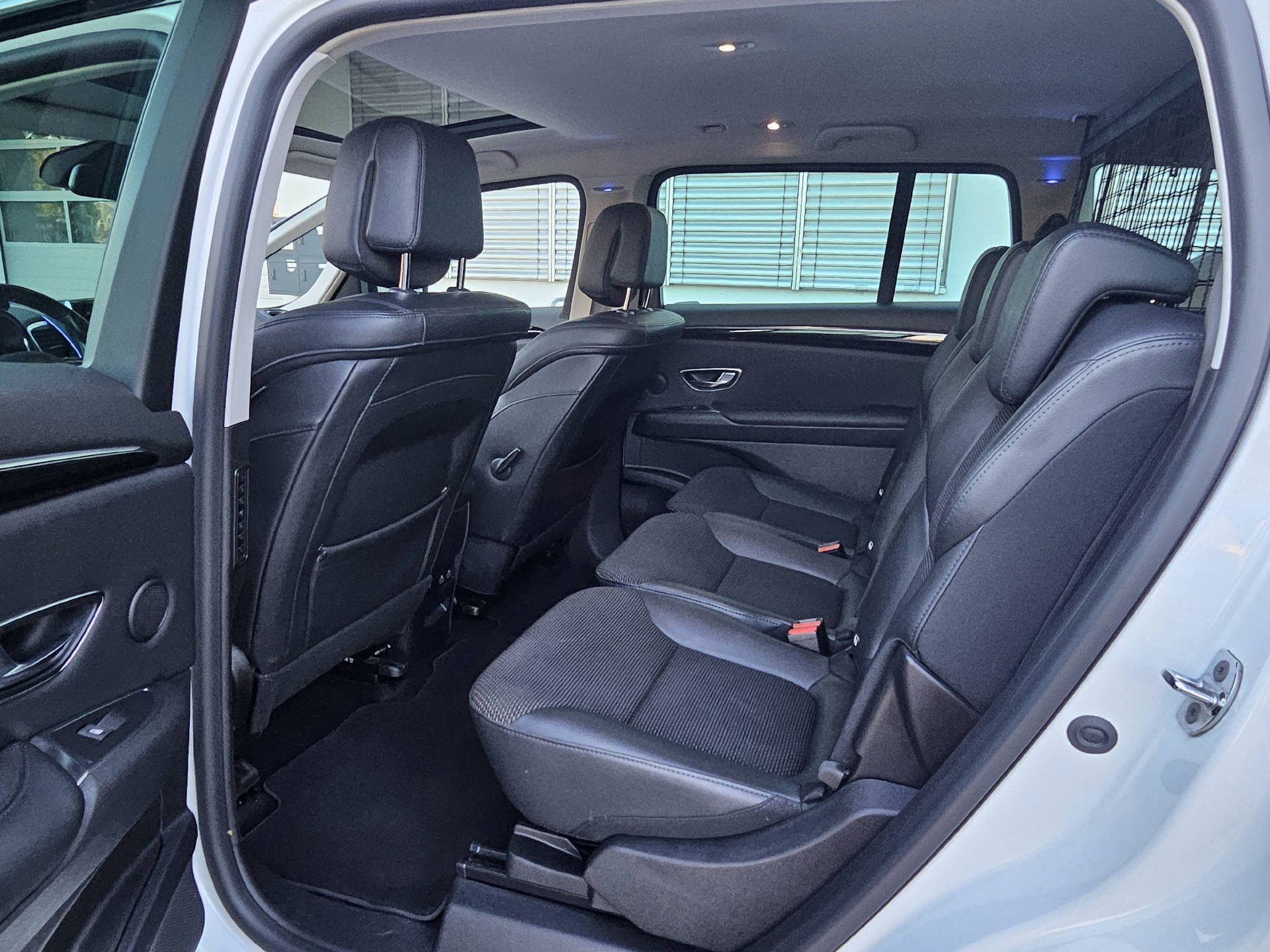 RENAULT Espace 2.0 Blue dCi Intens EDC* Frisch ab MFK * Servicegepflegt * Rückfahrkamera * ACC *-image-11
