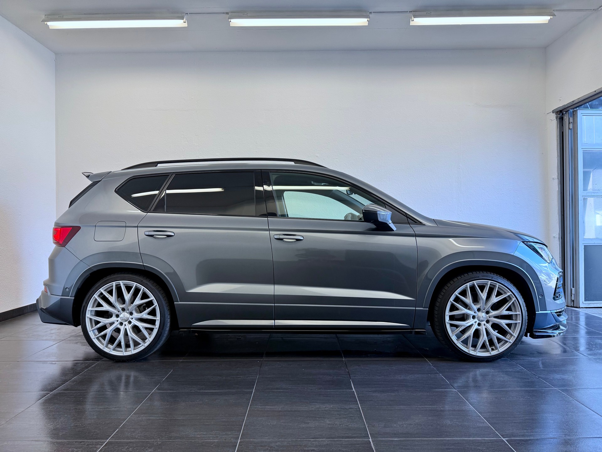 CUPRA Ateca 2.0TSI VZ 4Drive DSG "Anhängerkupplung"-showroom-element-3