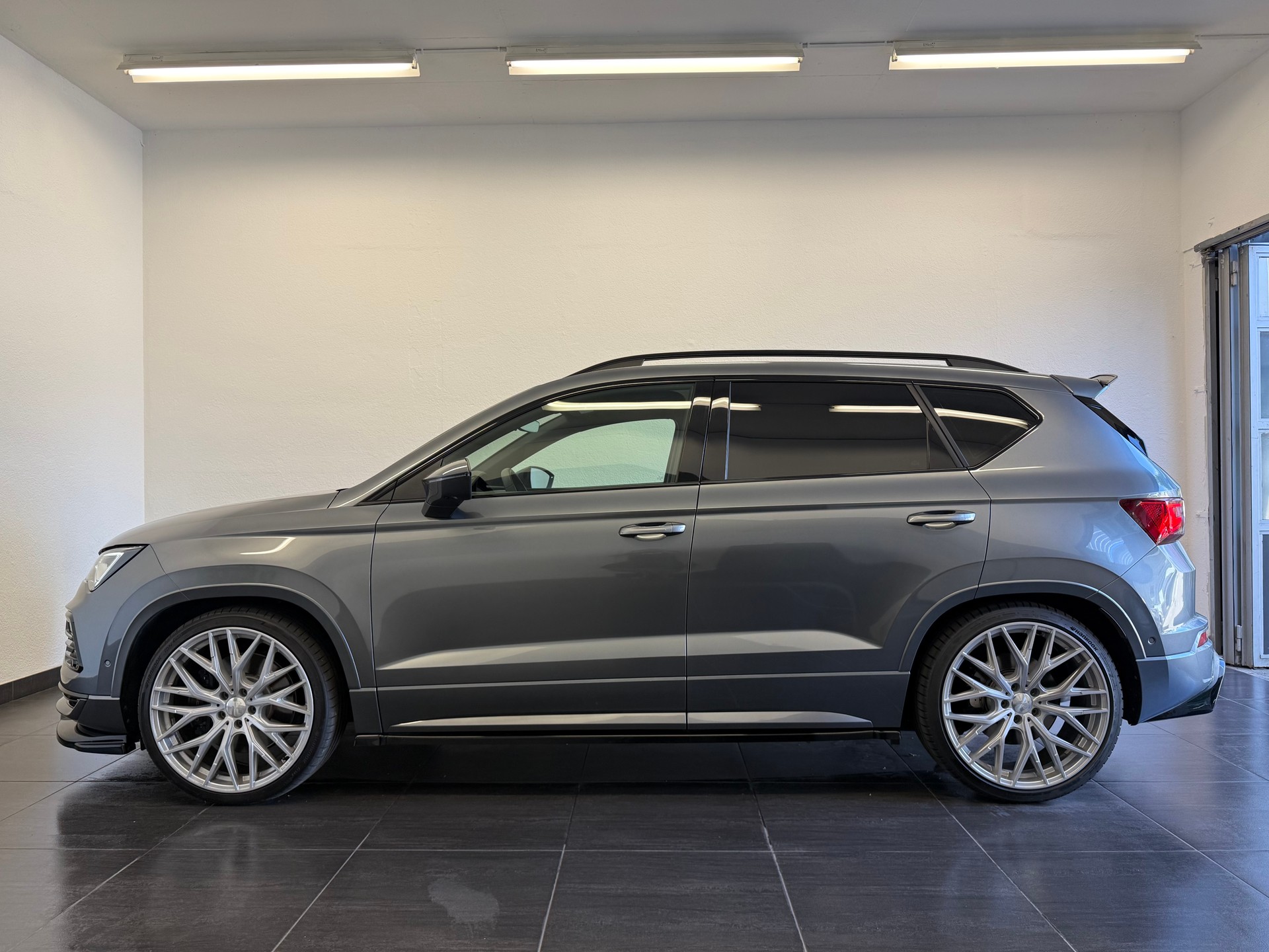 CUPRA Ateca 2.0TSI VZ 4Drive DSG "Anhängerkupplung"-image-10