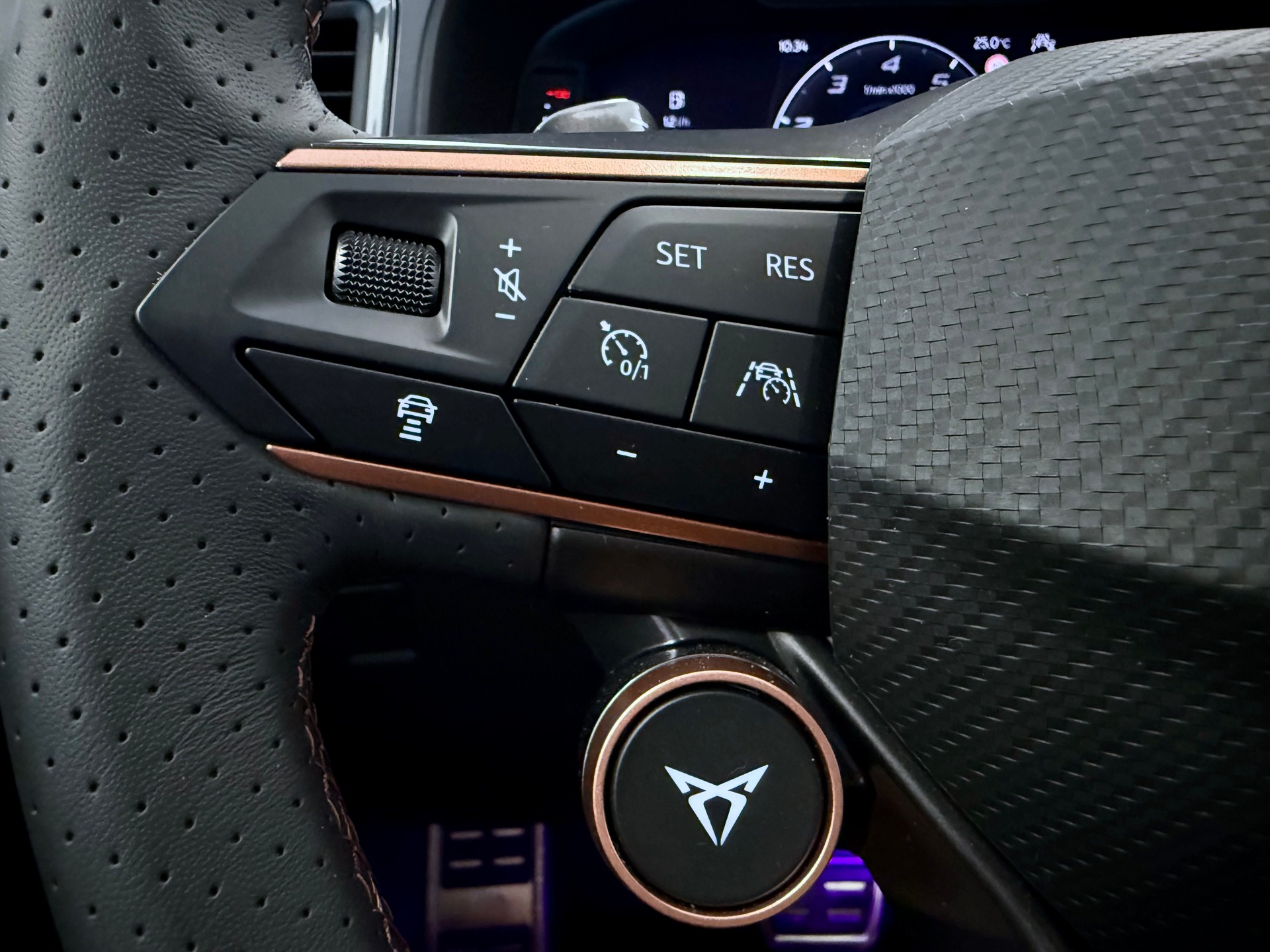 CUPRA Ateca 2.0TSI VZ 4Drive DSG "Anhängerkupplung"-image-16