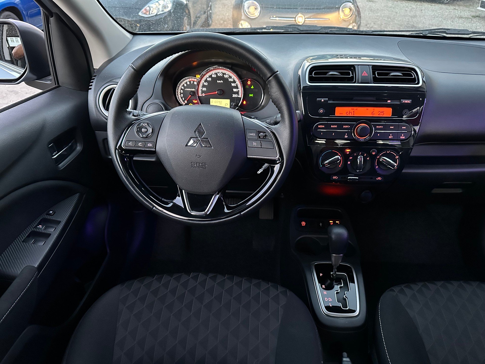 MITSUBISHI Space Star 1.2 CVT Value-image-11
