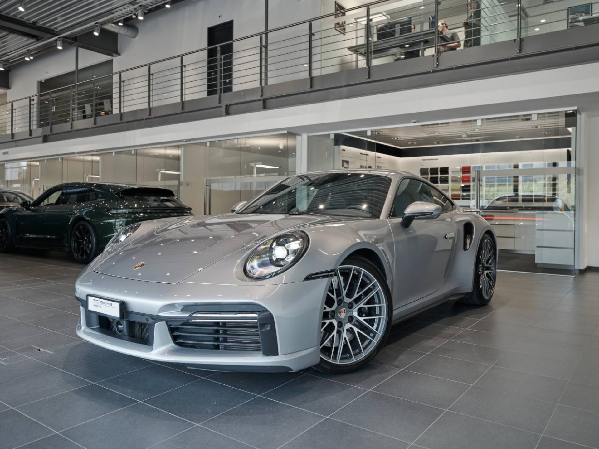 PORSCHE 911 Turbo-image-7