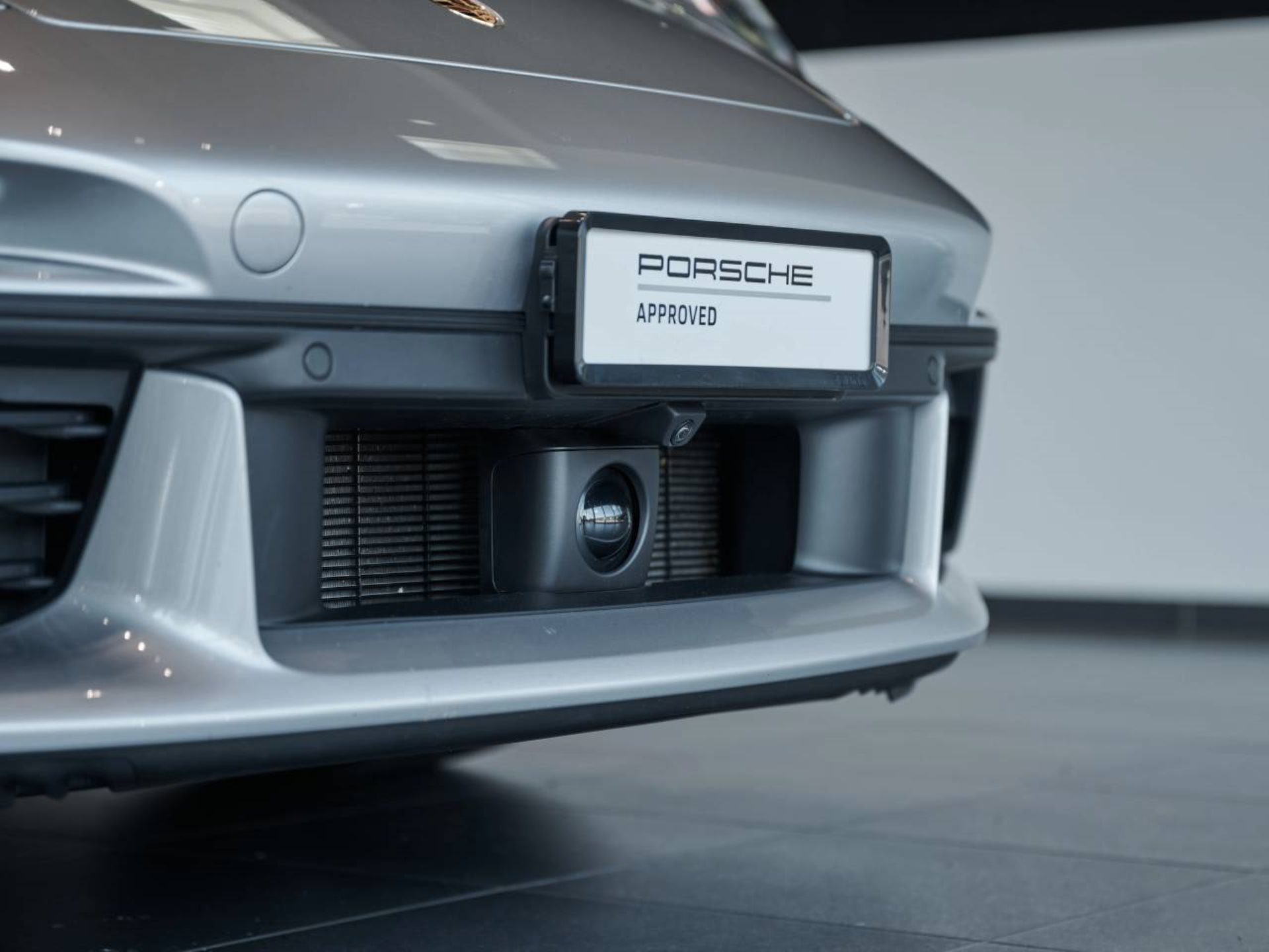 PORSCHE 911 Turbo-image-23
