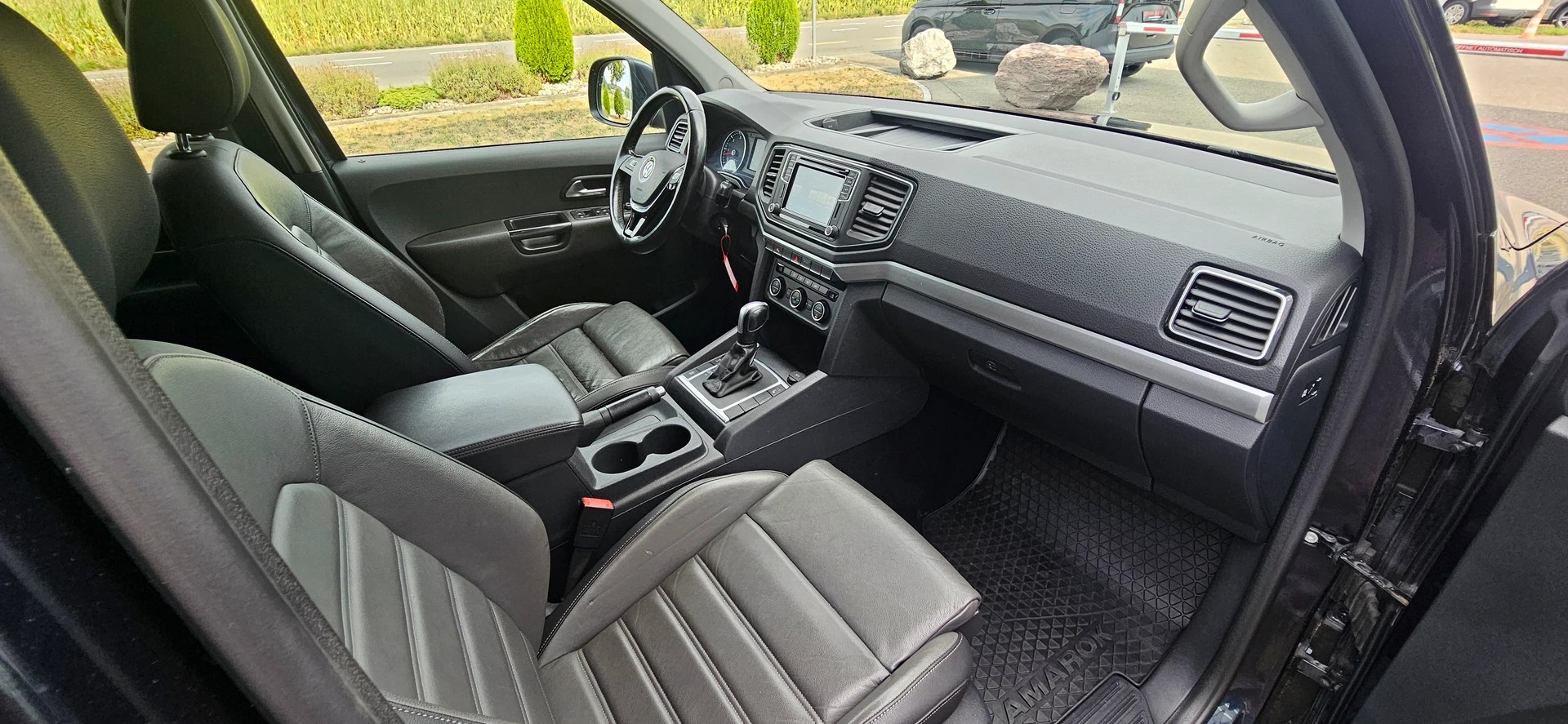 VW Amarok 3.0TDI Highline 4Motion Automatic-image-9