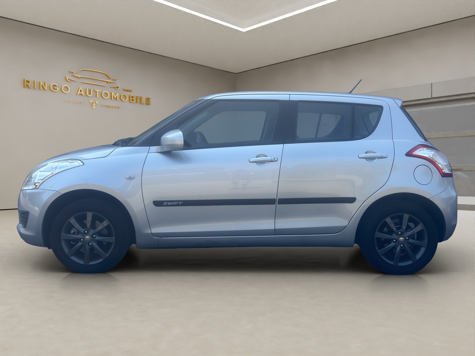SUZUKI Swift 1.2i 16V GL 4x4-image-3