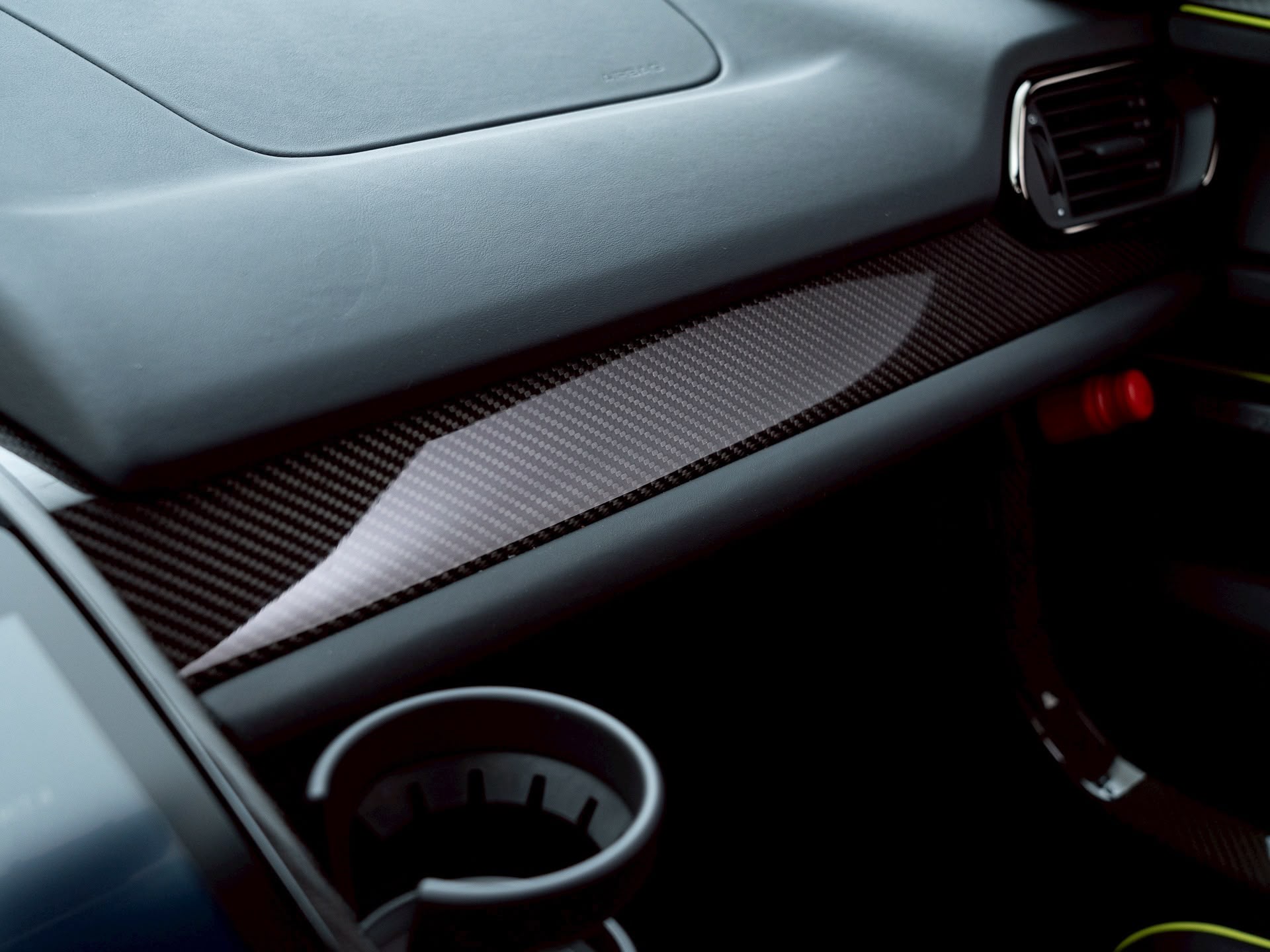 PORSCHE 918 Spyder-image-7