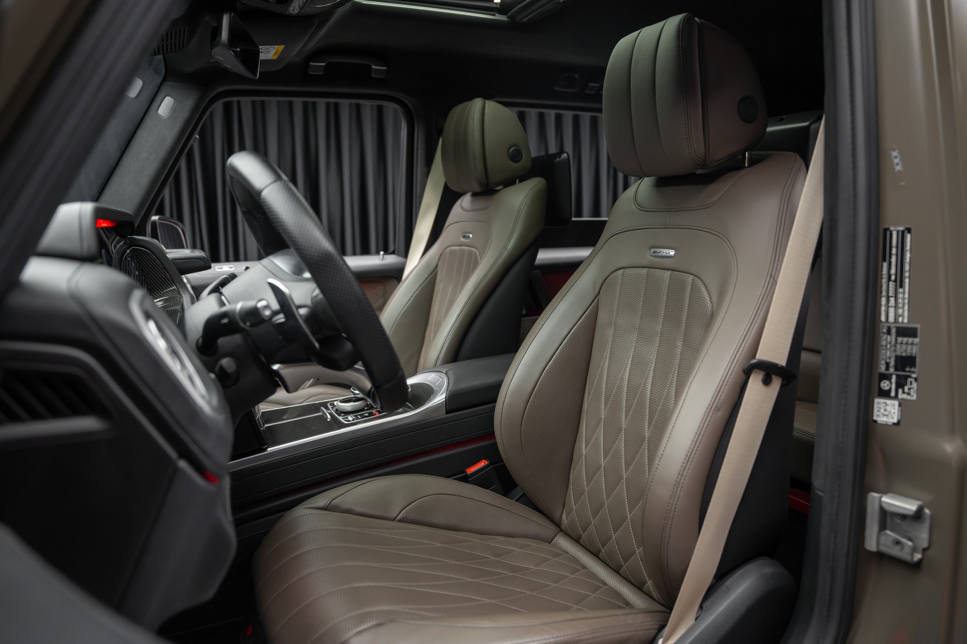 MERCEDES-BENZ G 63 AMG Speedshift Plus G-Tronic-image-12