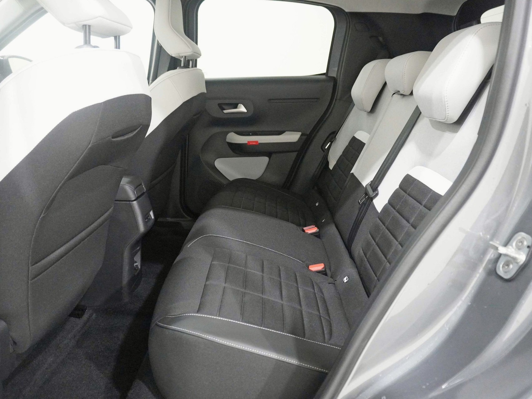 CITROEN C3 e-Max-image-17