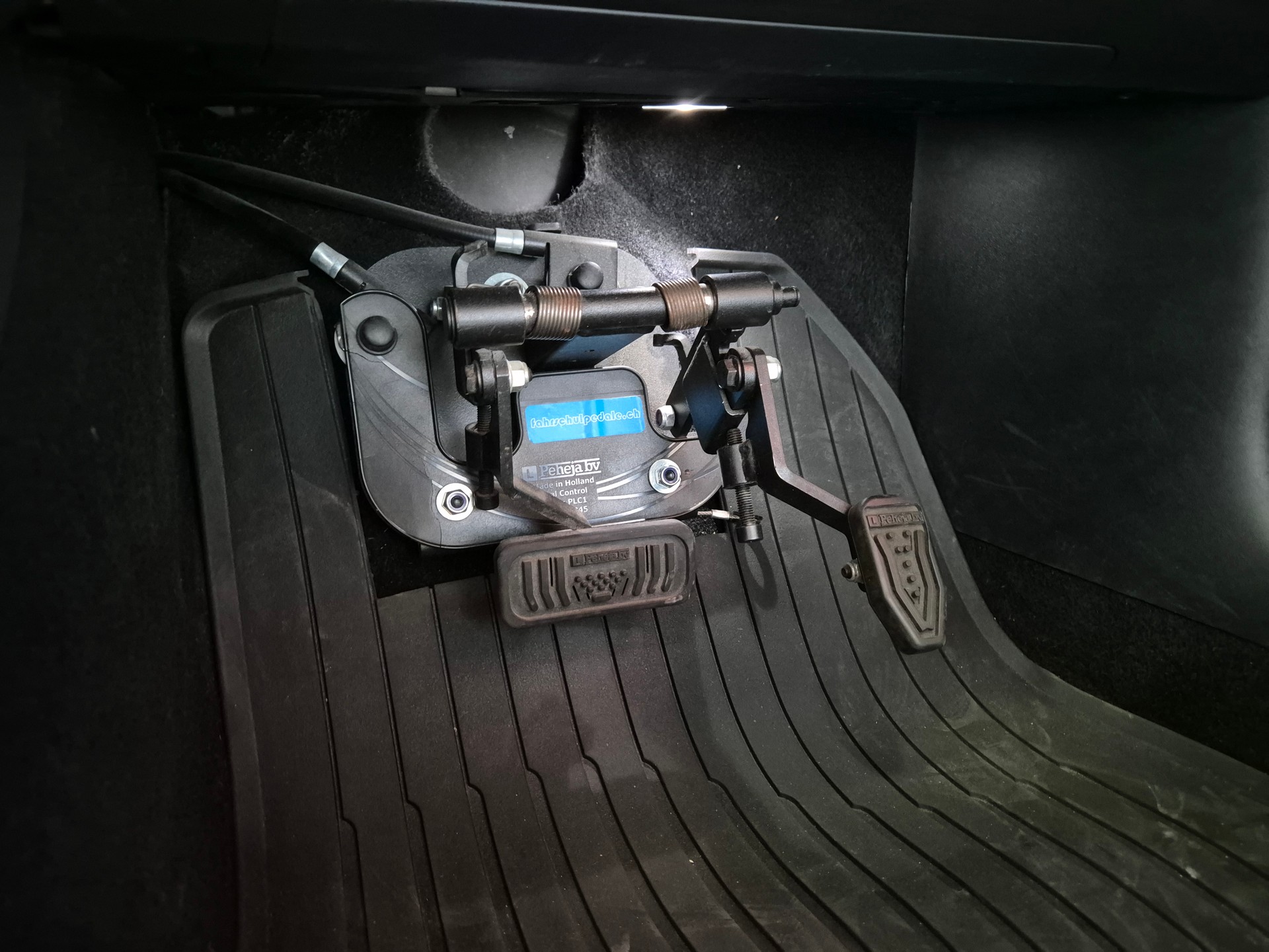 TESLA Model 3 Performance Dual Motor AWD * FSD * Autoécole-image-12