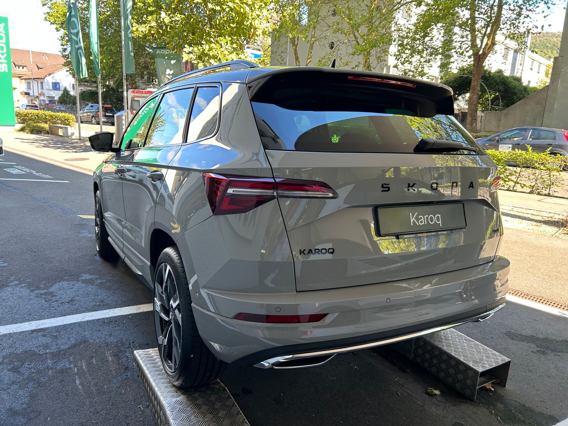 SKODA Karoq 2.0 TSI SportLine 4x4 DSG-image-4