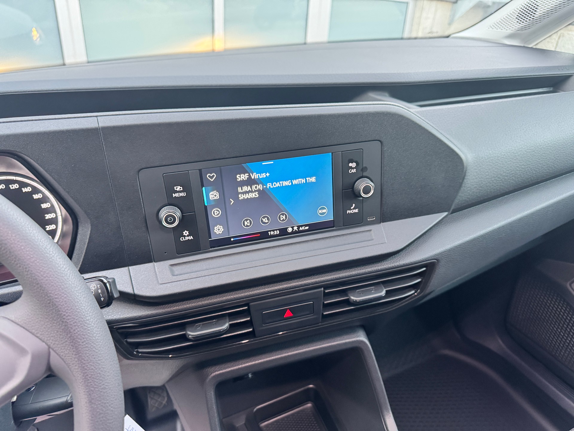 VW Caddy Cargo 2.0TDI Entry-image-6
