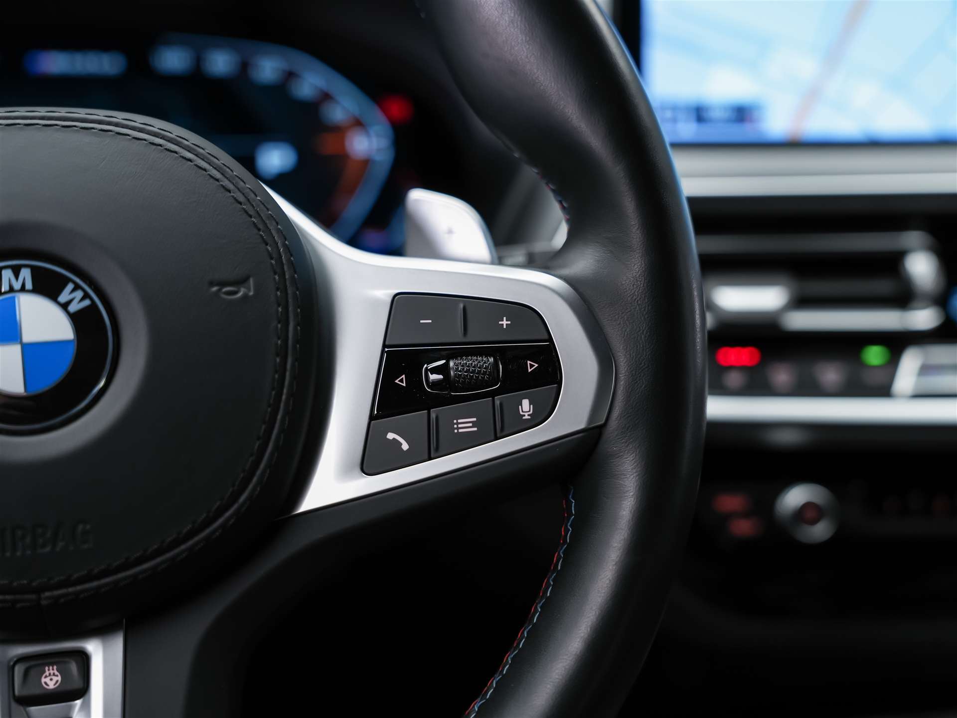 BMW X3 xDrive M40d *Standheizung*360°Kamera*Lenkradheizung*-image-28