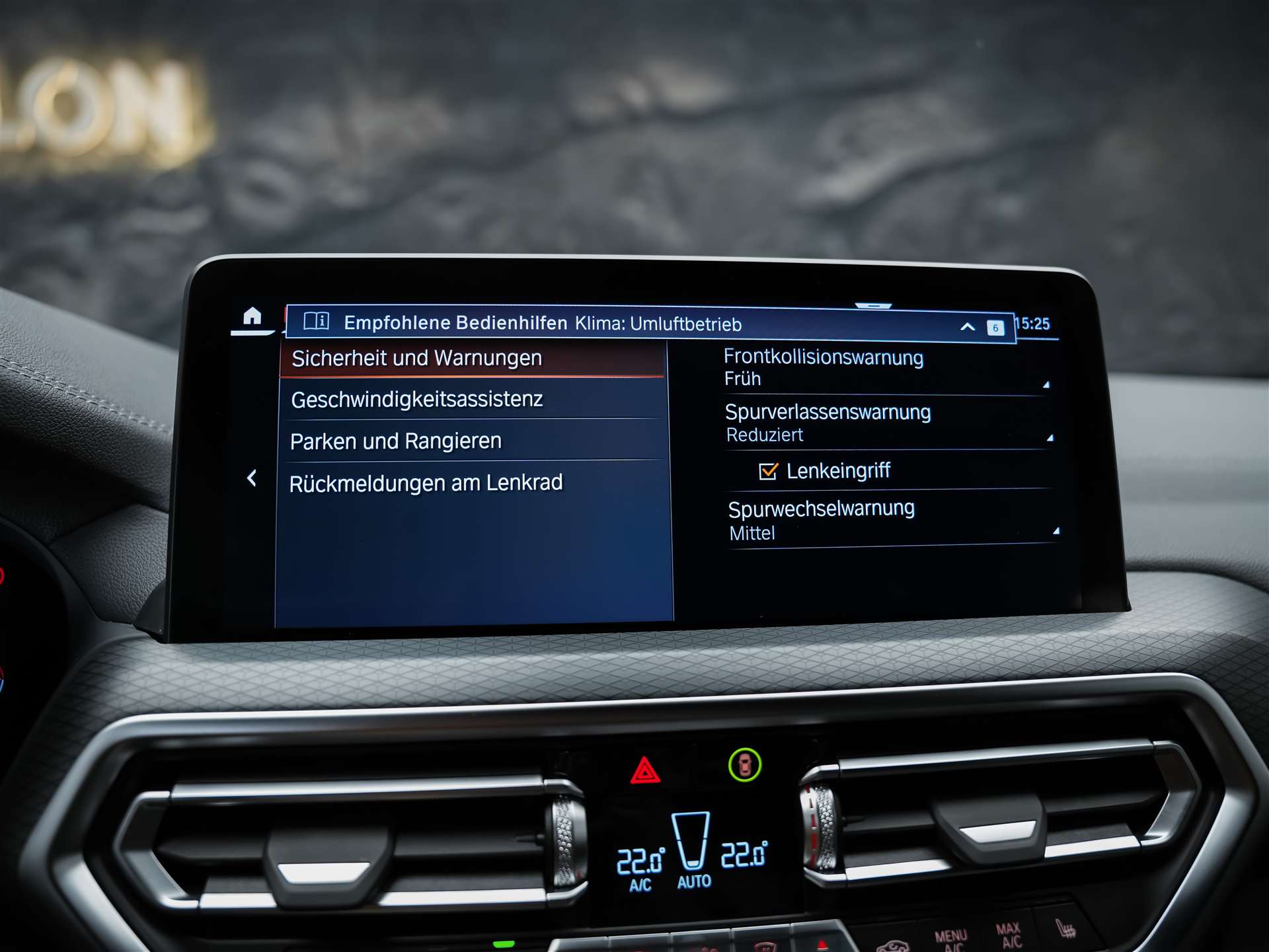 BMW X3 xDrive M40d *Standheizung*360°Kamera*Lenkradheizung*-image-33