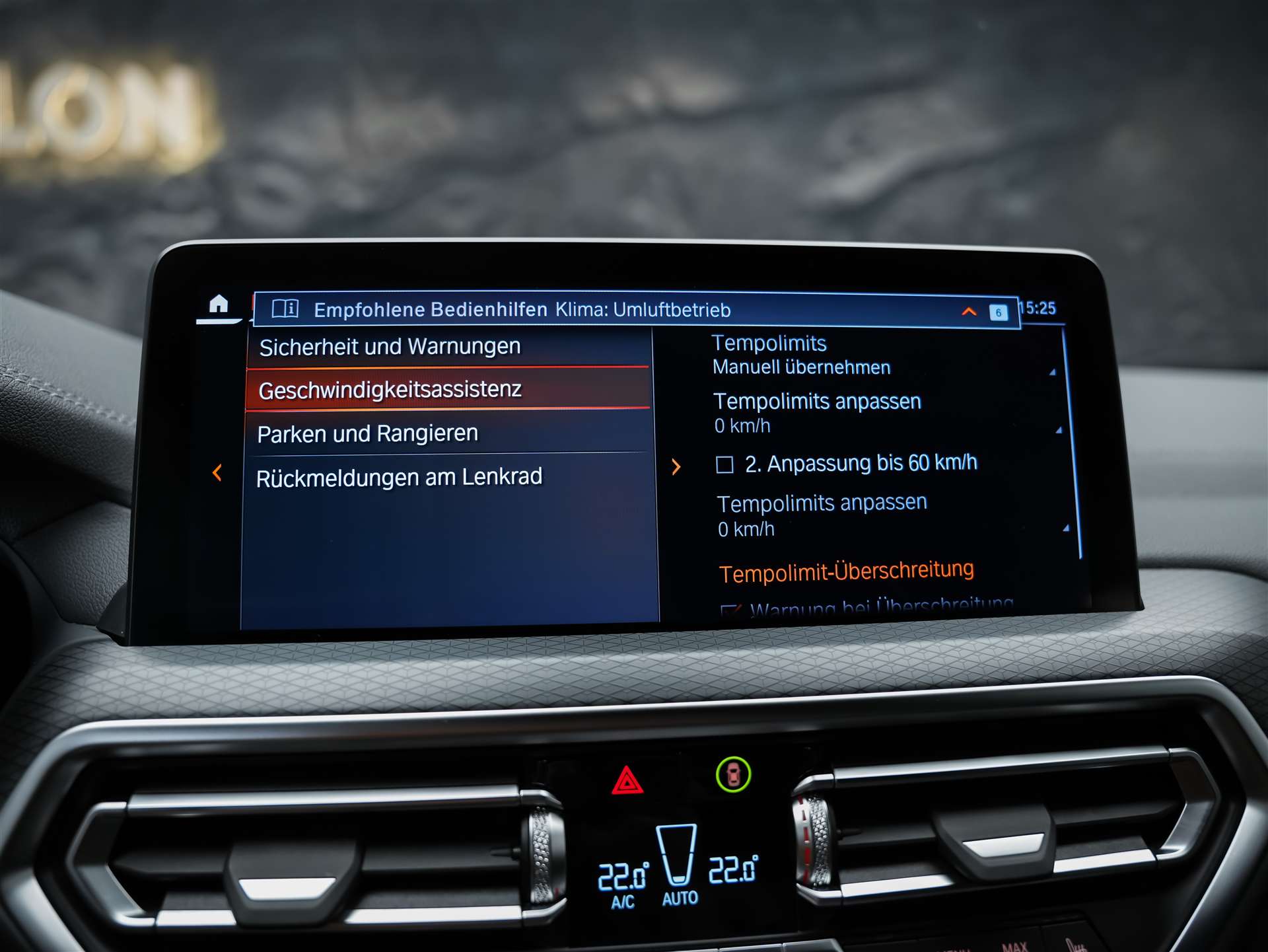 BMW X3 xDrive M40d *Standheizung*360°Kamera*Lenkradheizung*-image-34