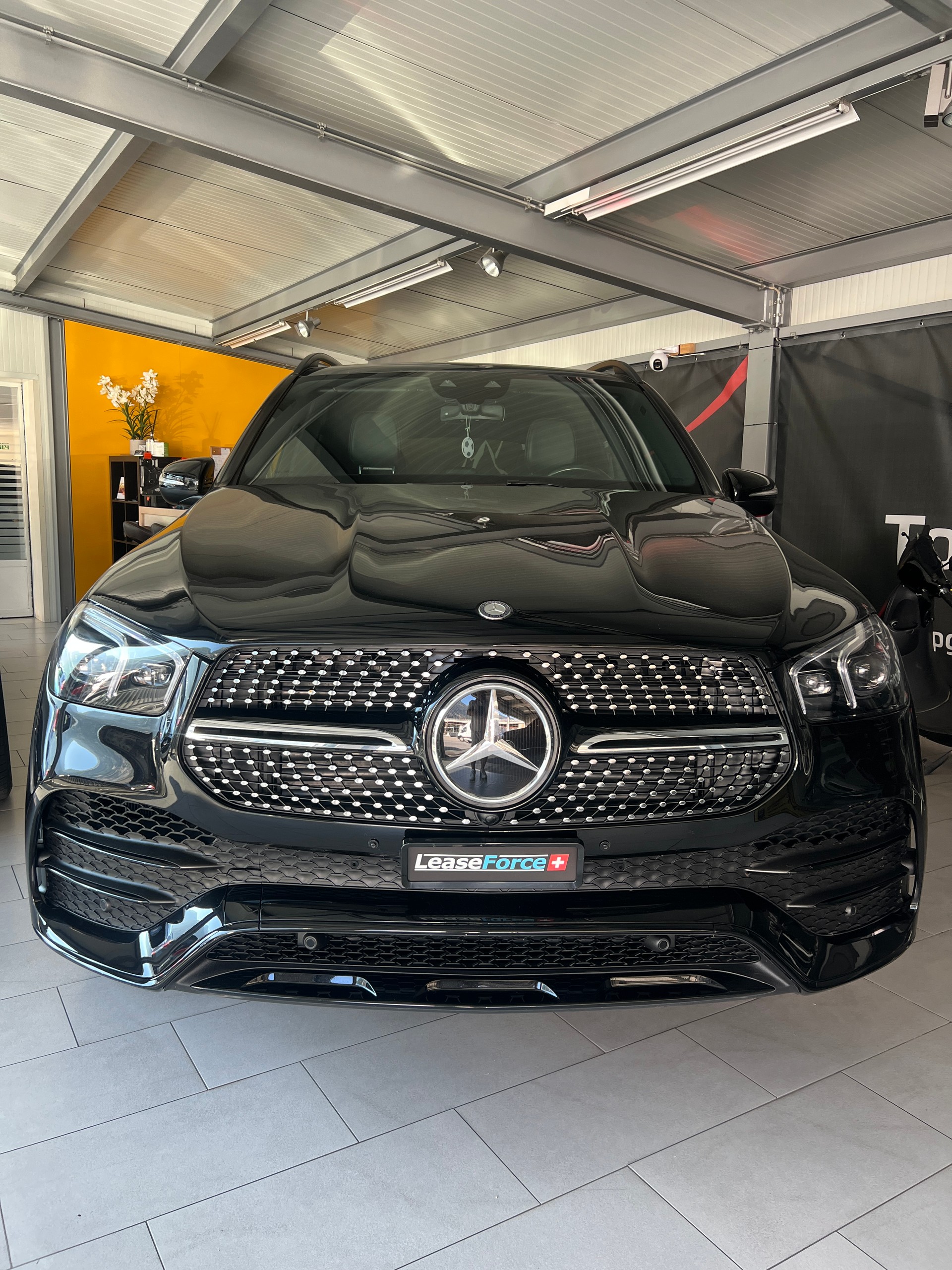 MERCEDES-BENZ GLE 350d 4 Matic AMG Line 9G-Tronic-image-1