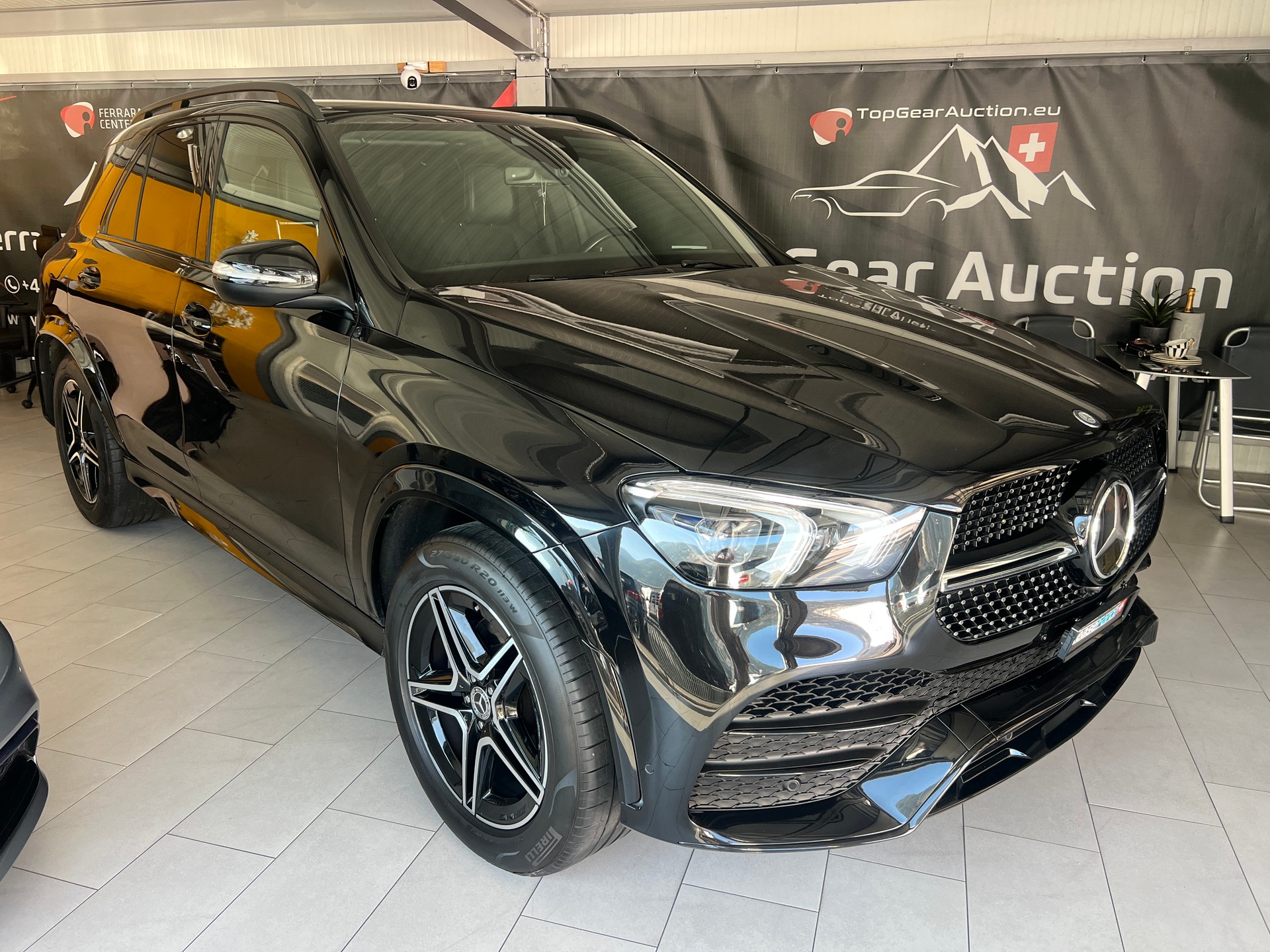 MERCEDES-BENZ GLE 350d 4 Matic AMG Line 9G-Tronic-image-4