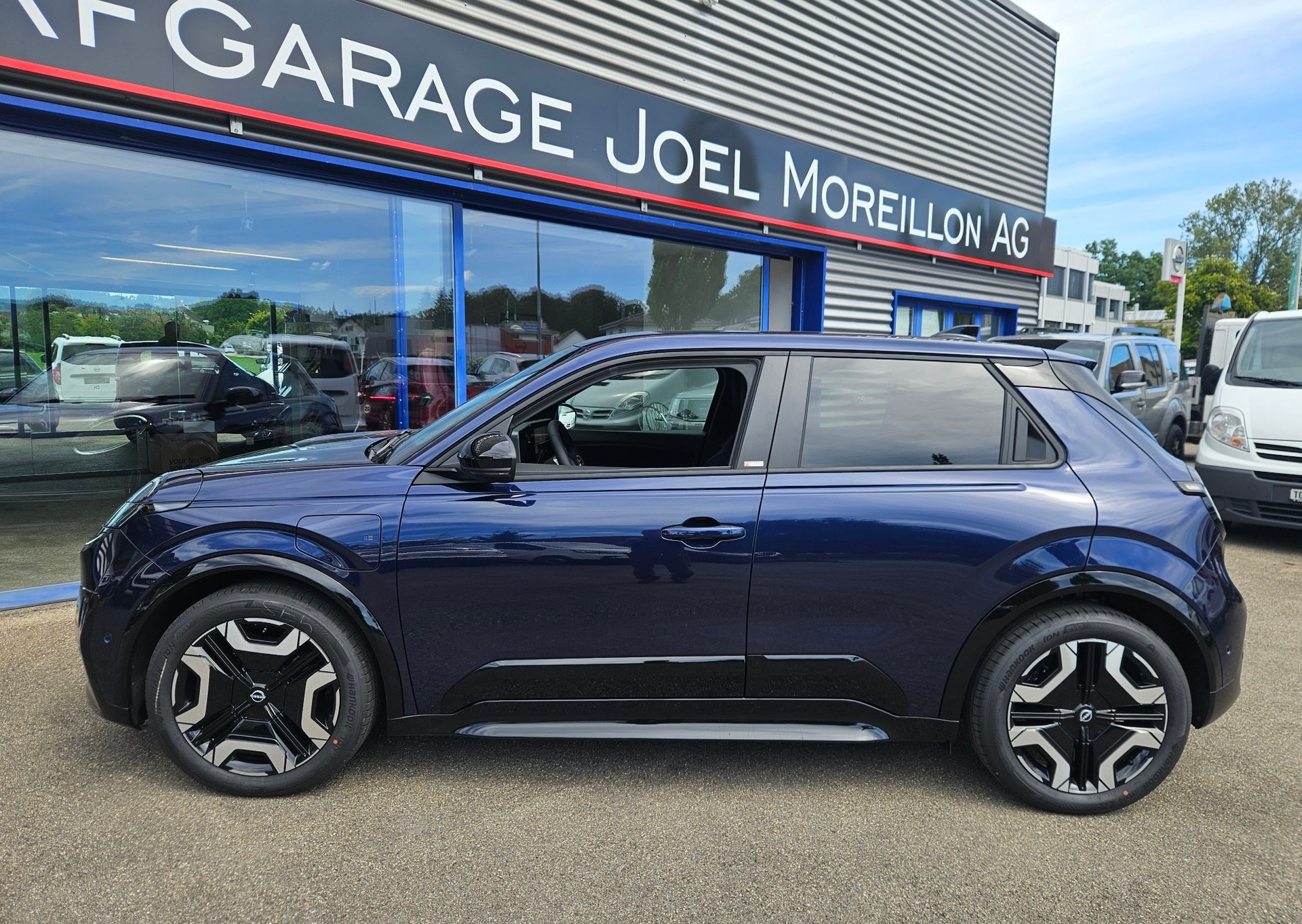 NISSAN Micra 52kWh Advance-image-2