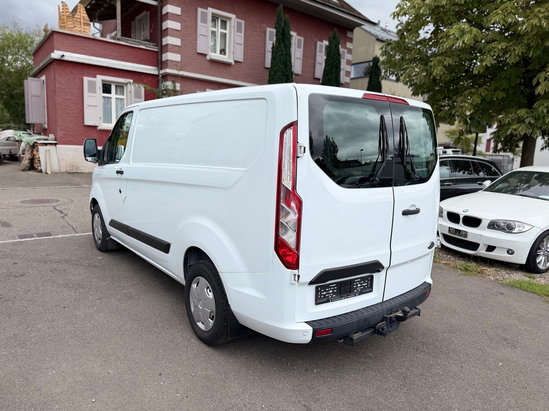 FORD Transit Custom Van 300 L1H1 Trend-image-2