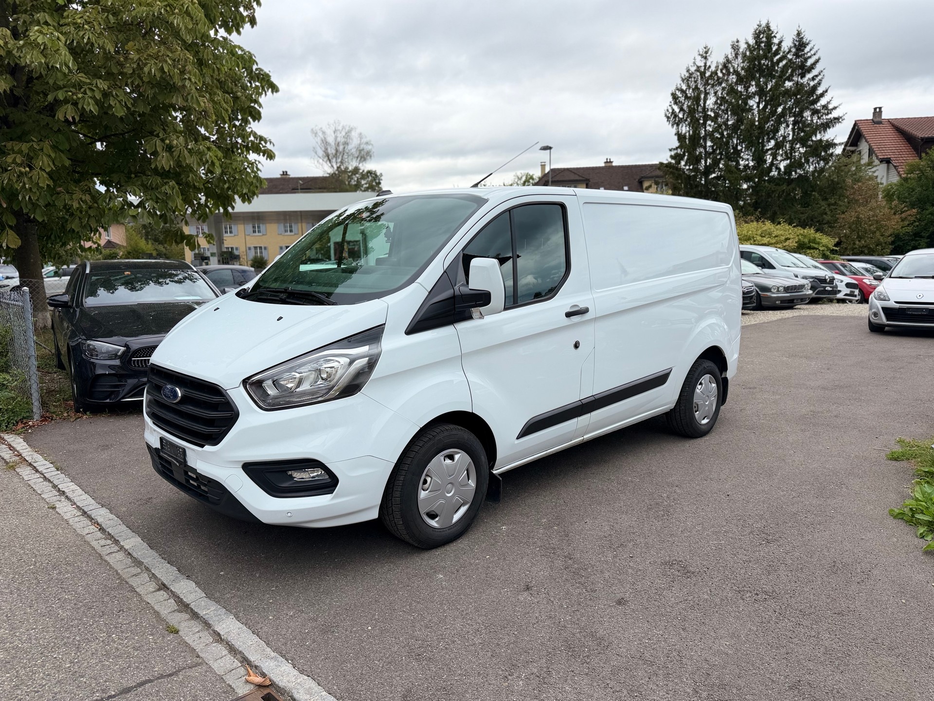 FORD Transit Custom Van 300 L1H1 Trend-image-1