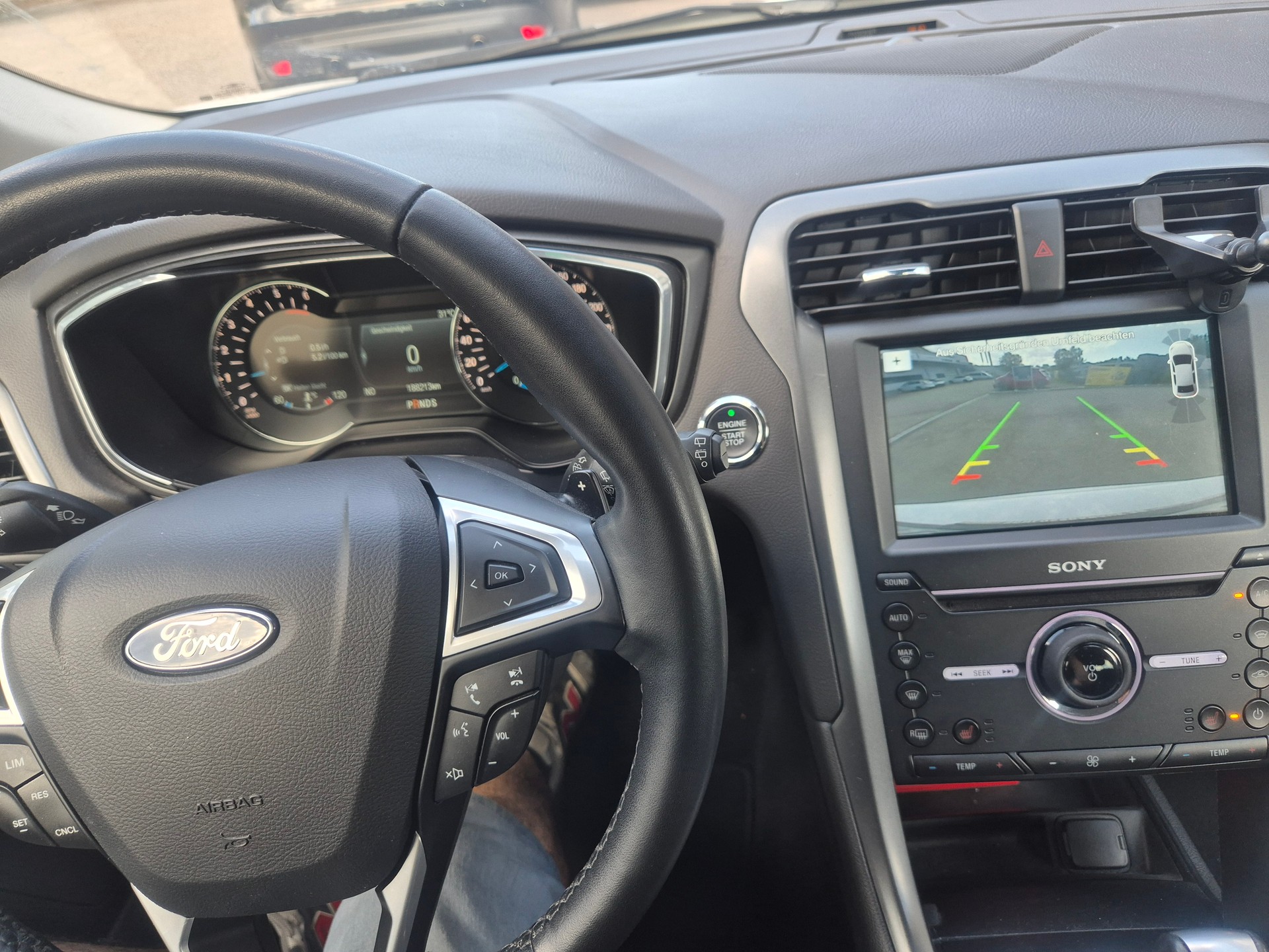 FORD Mondeo 2.0 TDCi Business Plus PowerShift-image-7