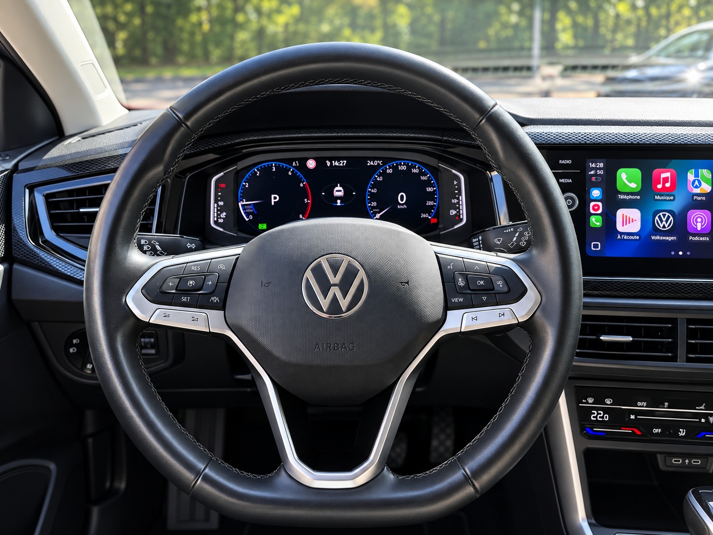 VW Taigo 75 Edition 1.0 TSI DSG Garantie 4 ans VW SUISSE-image-13
