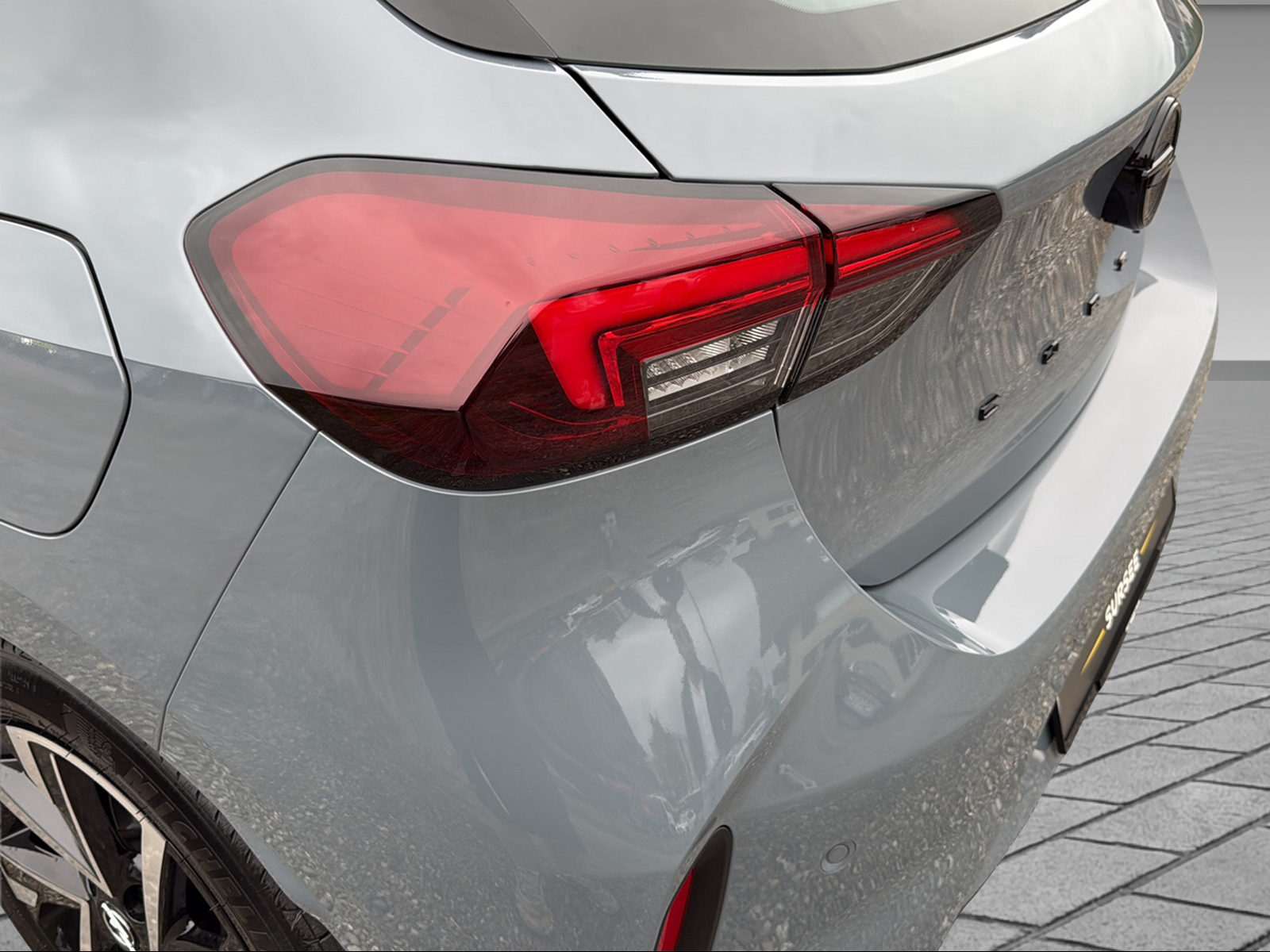 OPEL Corsa 1.2 T 145 Hybrid GS-image-5