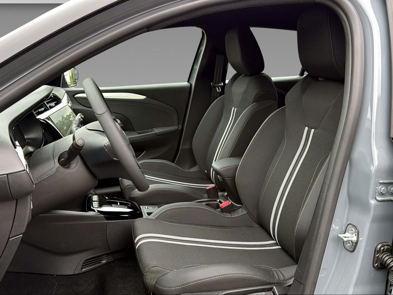 OPEL Corsa 1.2 T 145 Hybrid GS-image-12