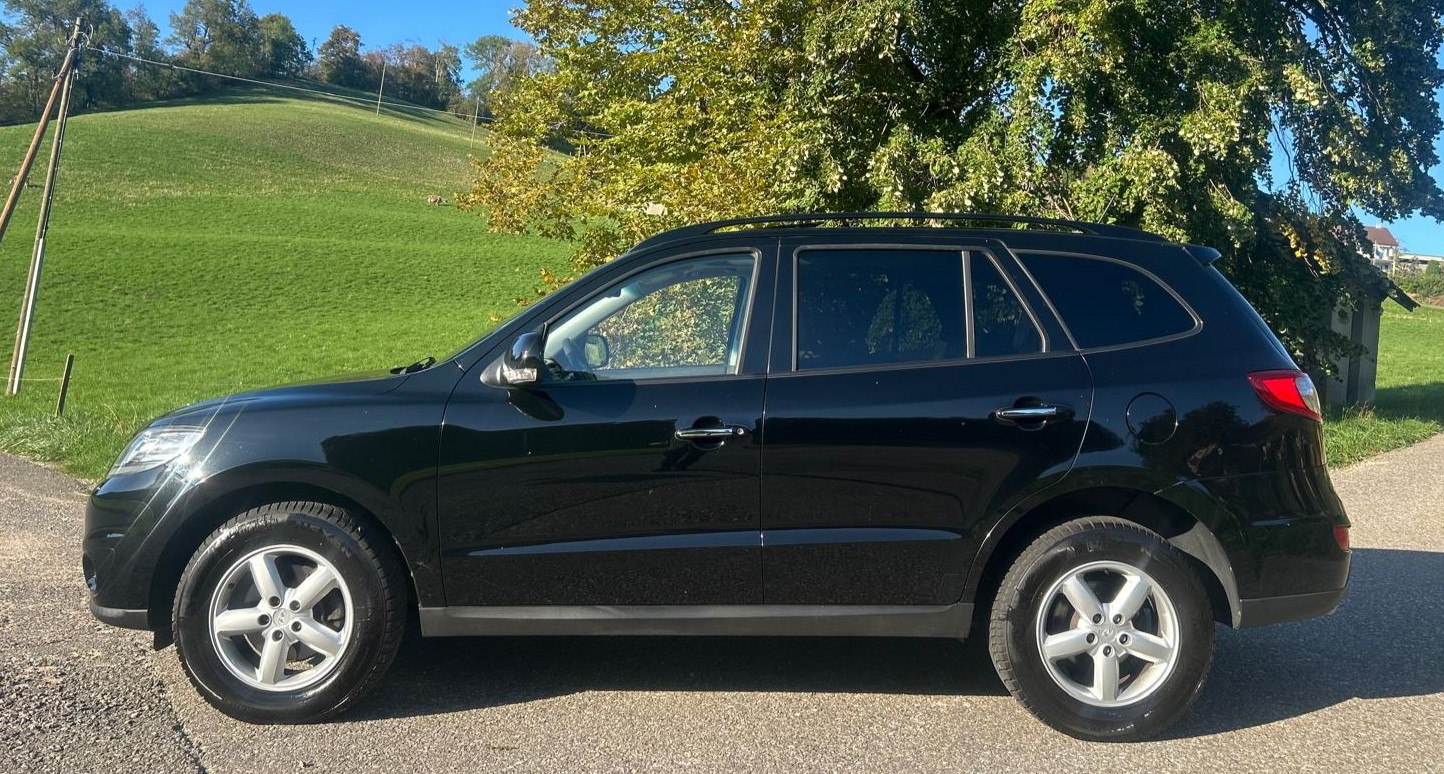 HYUNDAI Santa Fe 2.2 CRDI Style 4WD Automatic-image-1