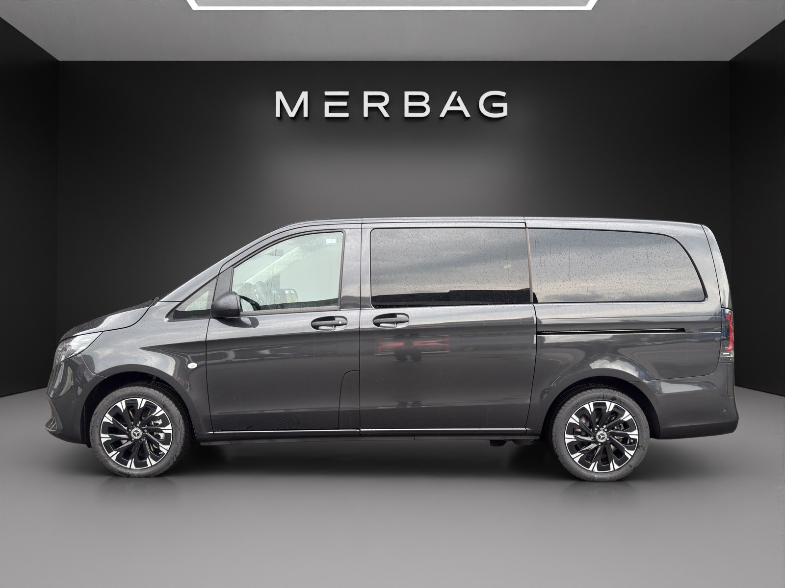 MERCEDES-BENZ Vito 116 CDI Lang Tourer 9G-Tronic 4M Select-image-4