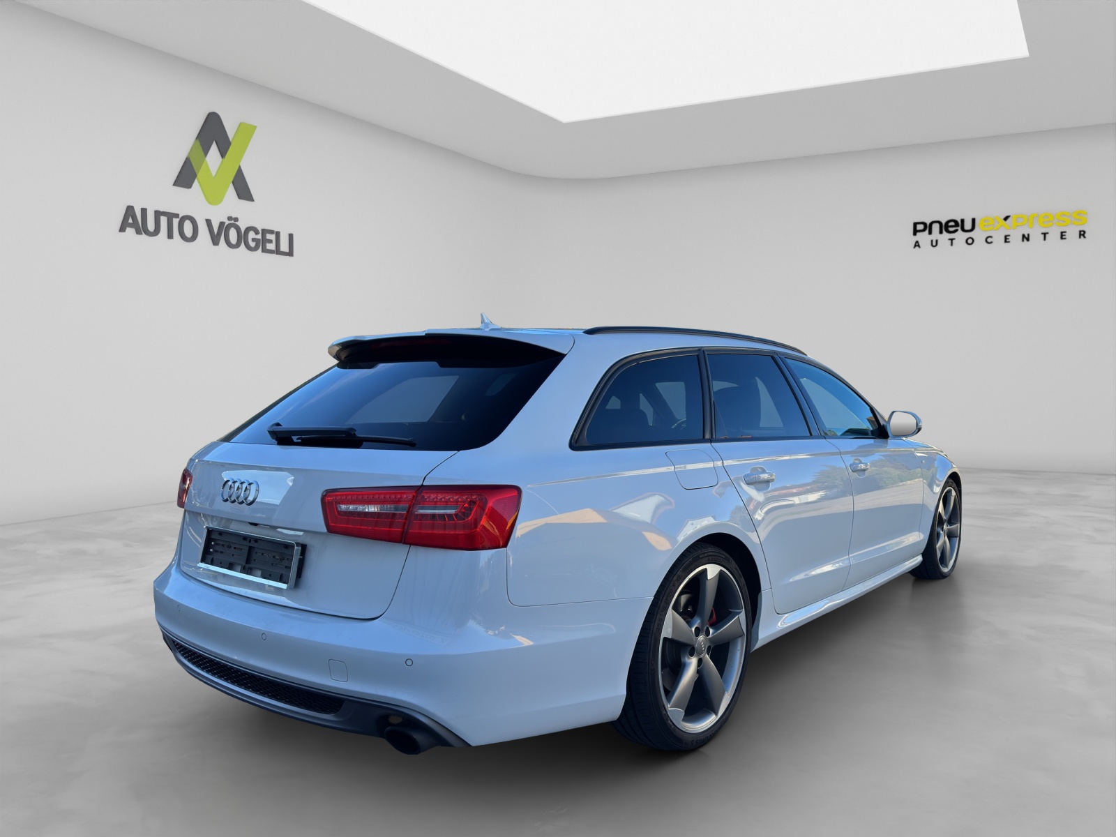 AUDI A6 Avant 3.0 V6 TDI 313 quattro-image-5