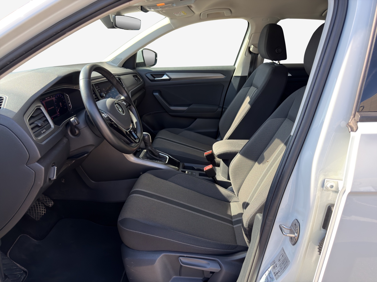 VW T-Roc 1.5 TSI EVO Advance DSG-image-7