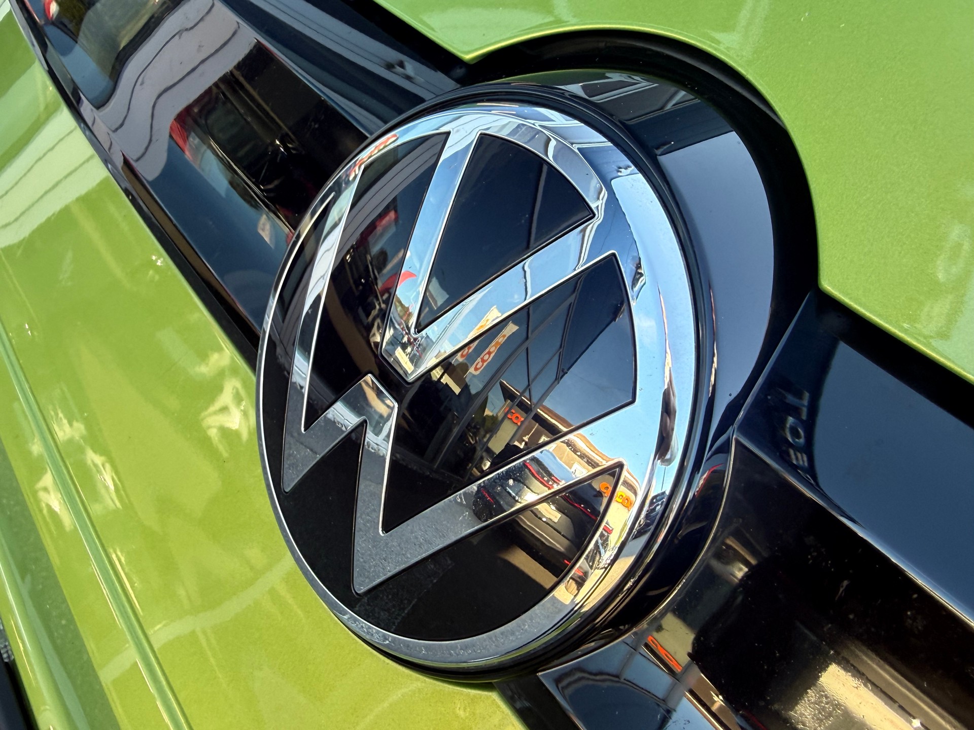 VW Caddy Maxi 2.0 TDI California DSG Golden Green-image-4