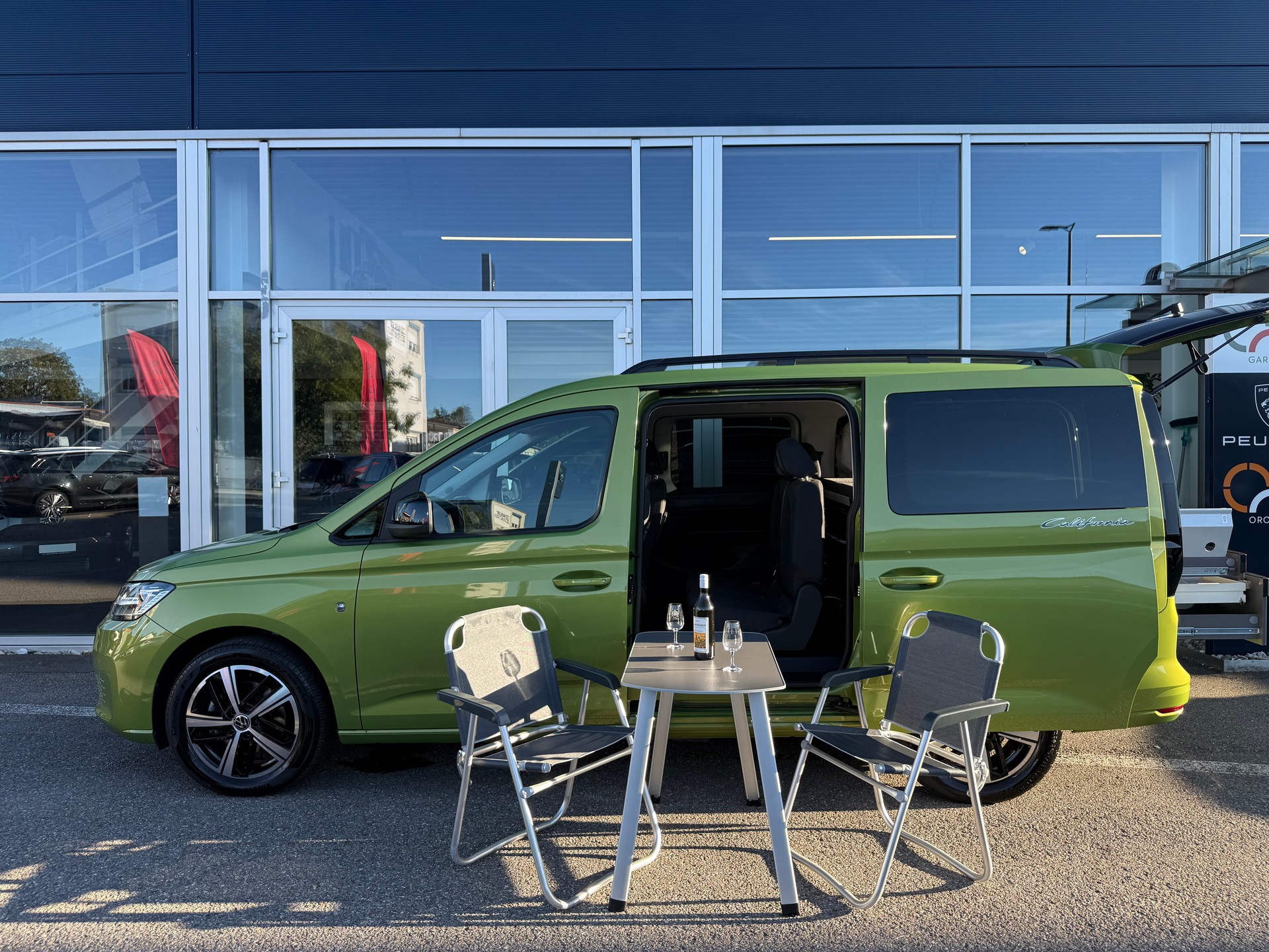 VW Caddy Maxi 2.0 TDI California DSG Golden Green-image-9